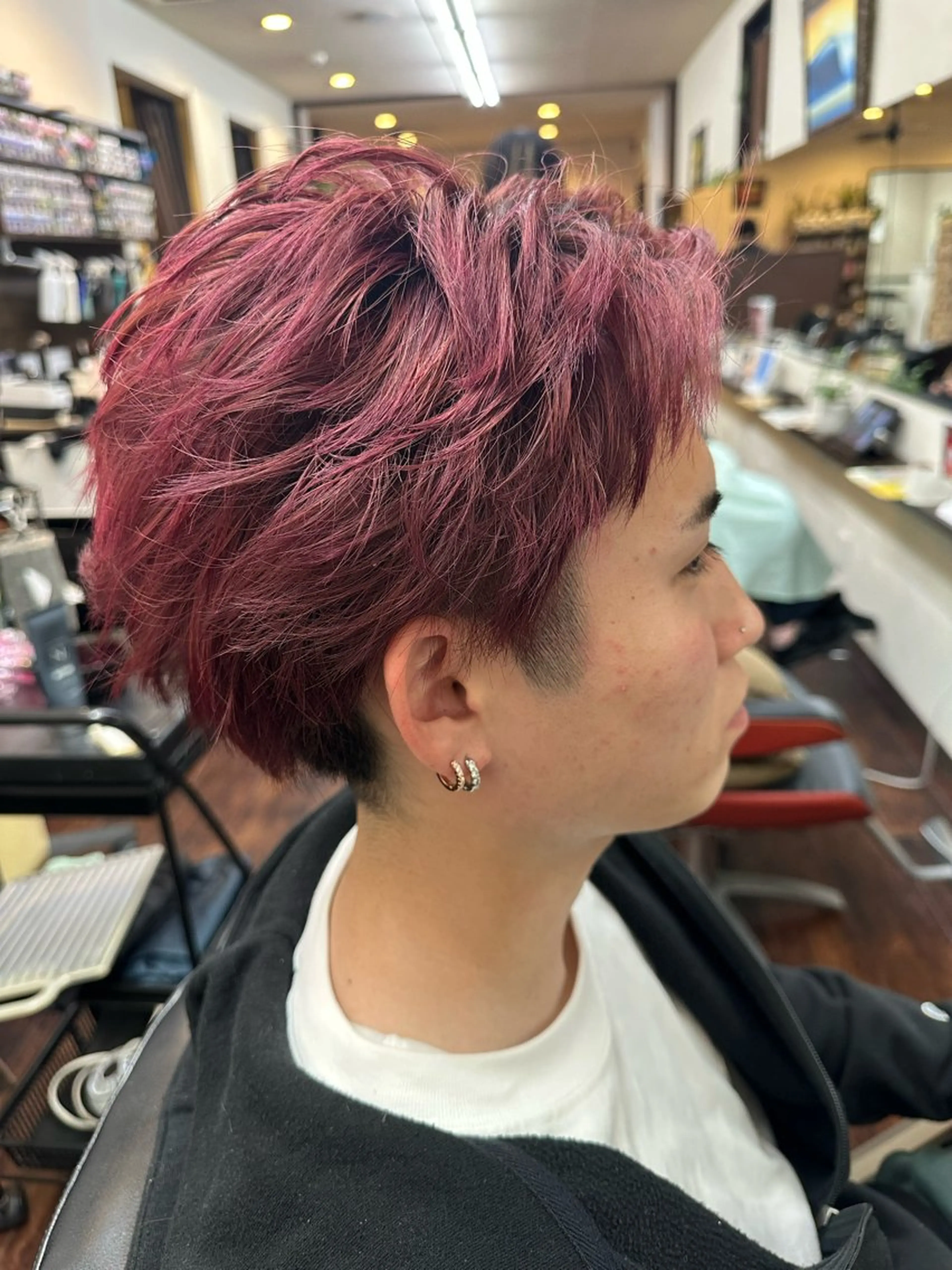 カラー レッドカラー ヘアカラー トリートメント 鈴木 晴紀のヘアスタイル