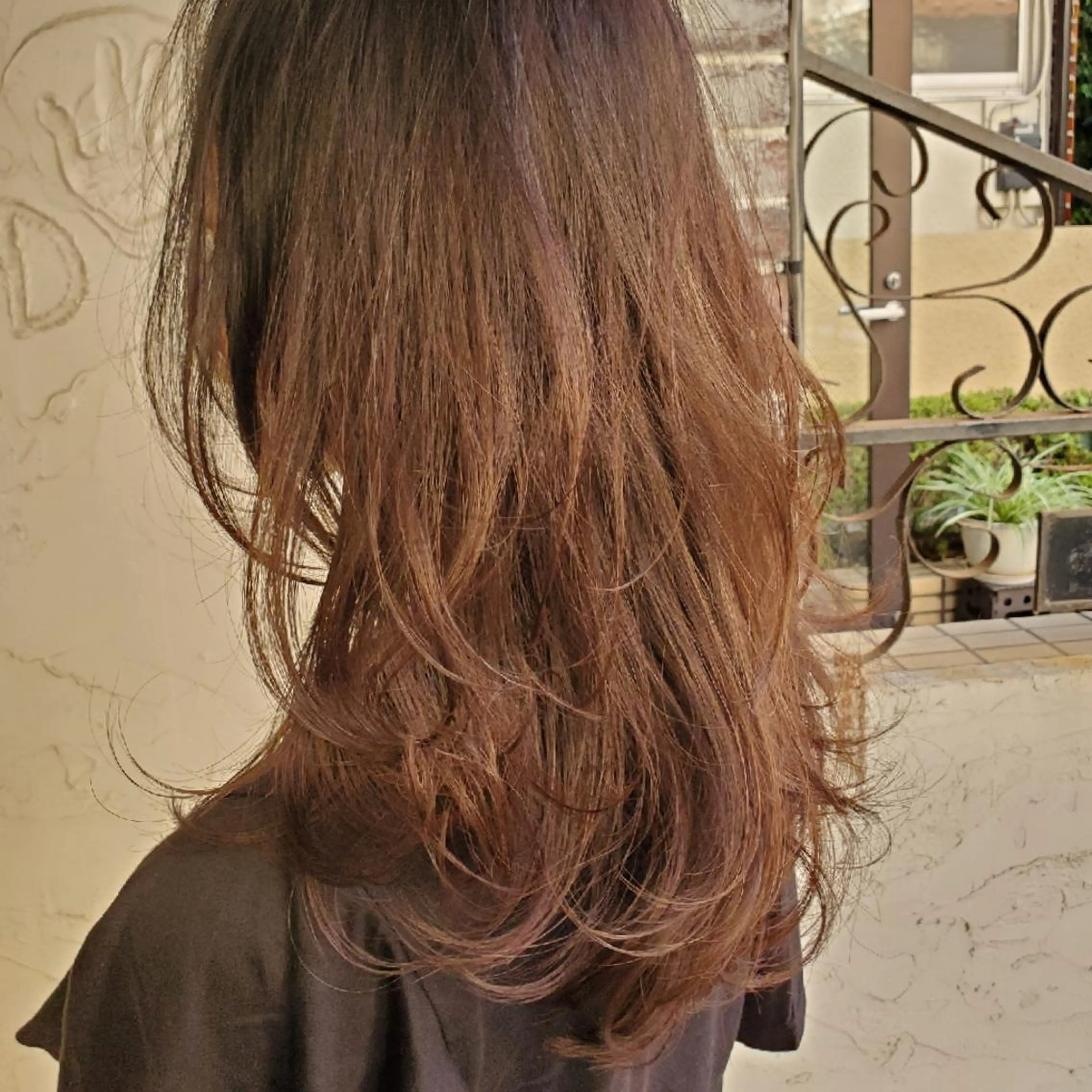 セミロング カラー カット ヘアカラー トリートメント フリーランス所属・韓国ヘア レイヤー くびれヘアMATSUのヘアスタイル