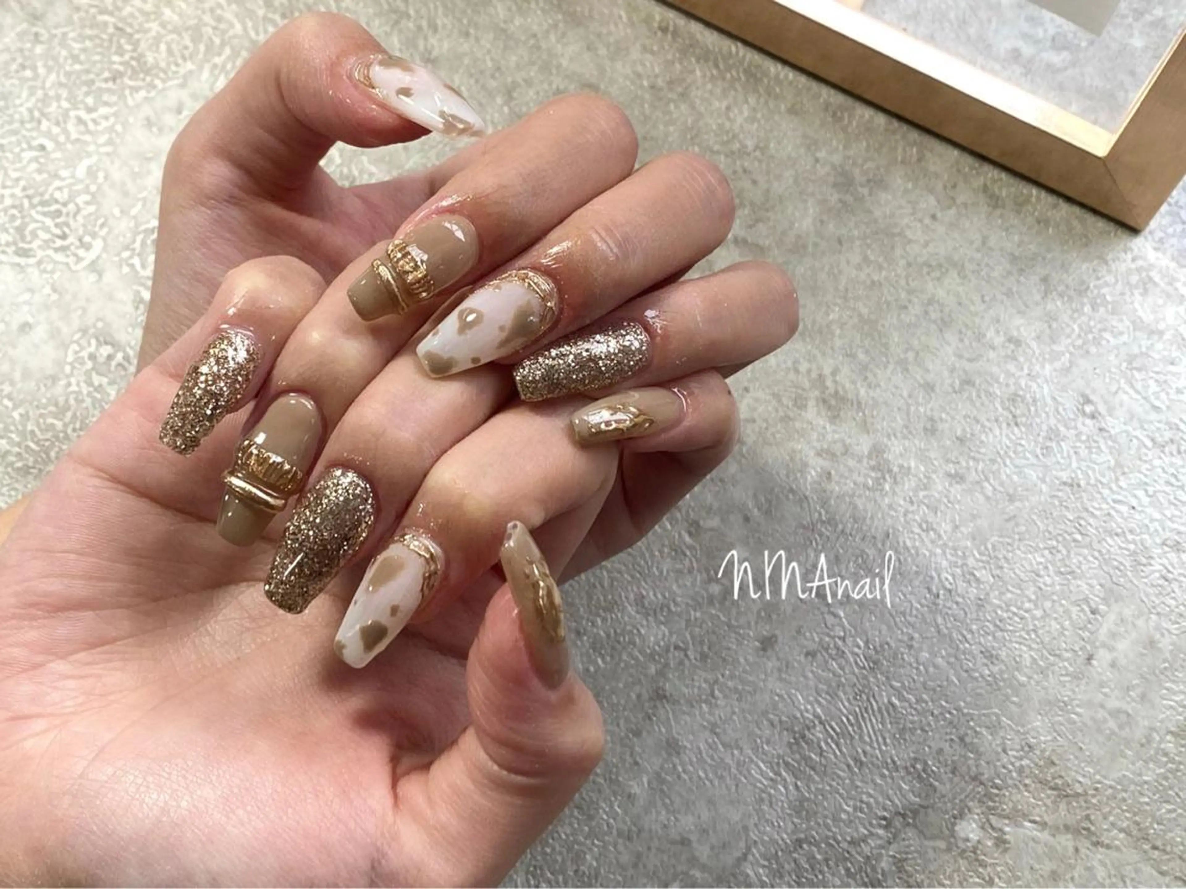 ロング ネイル スカルプネイル NINA nailのネイルデザイン
