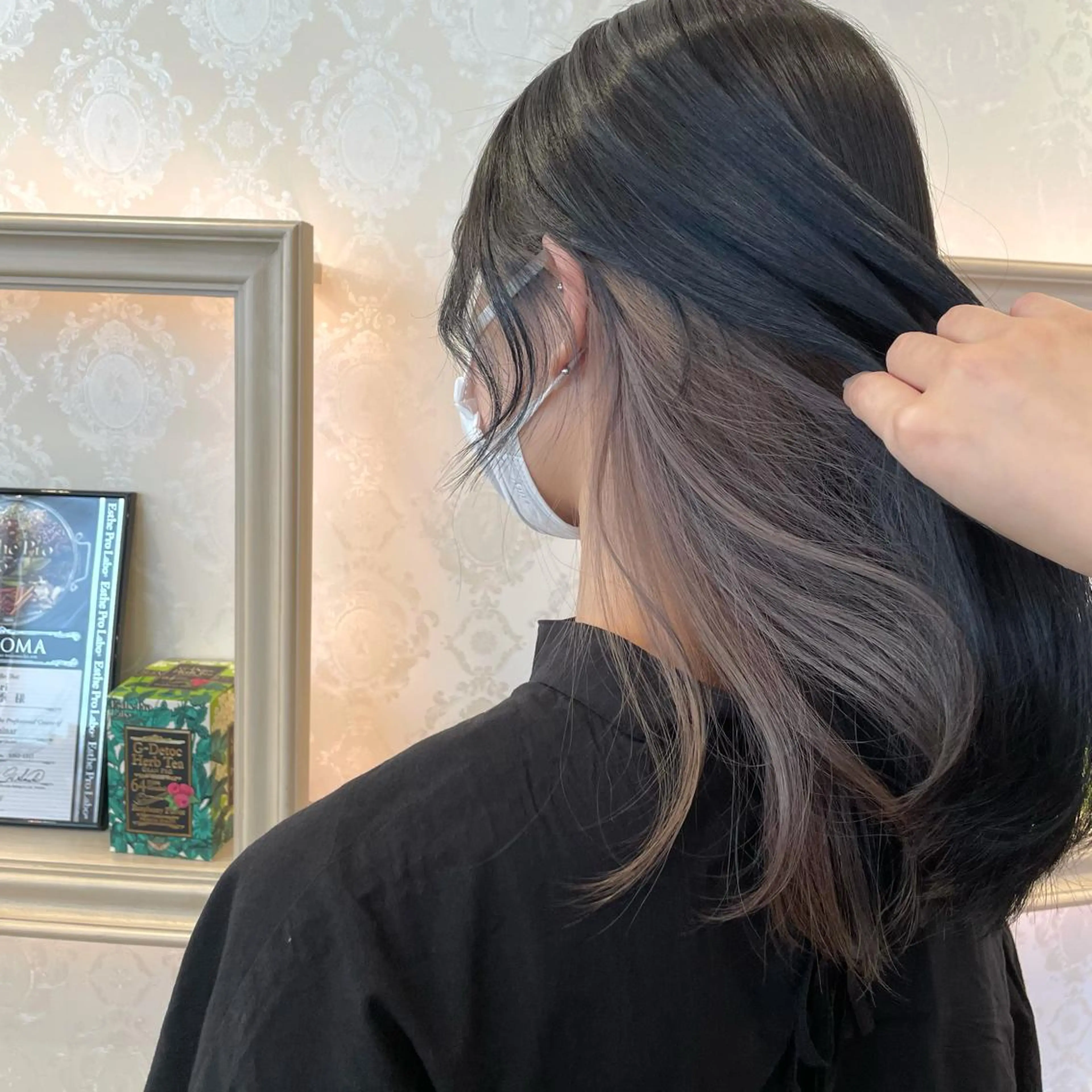 カラー グレージュ インナーカラー 🍪ヨシイハルネ🍪 ラベンダーカラーのヘアスタイル