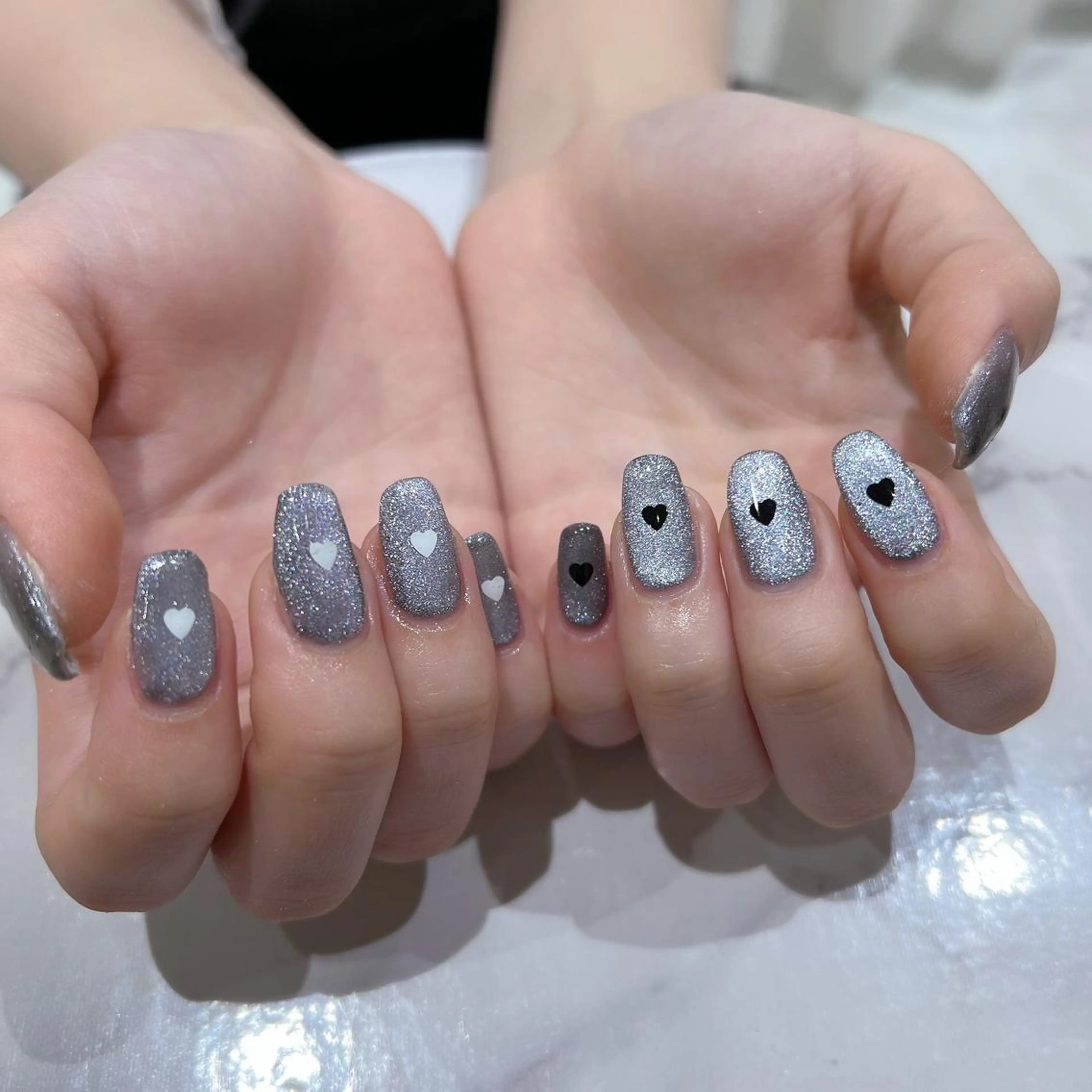 ネイル マグネットネイル PLATINUM   DOLL【プラチナムドール】所属・ひろこ eyelist🎀のマツエク・マツパデザイン
