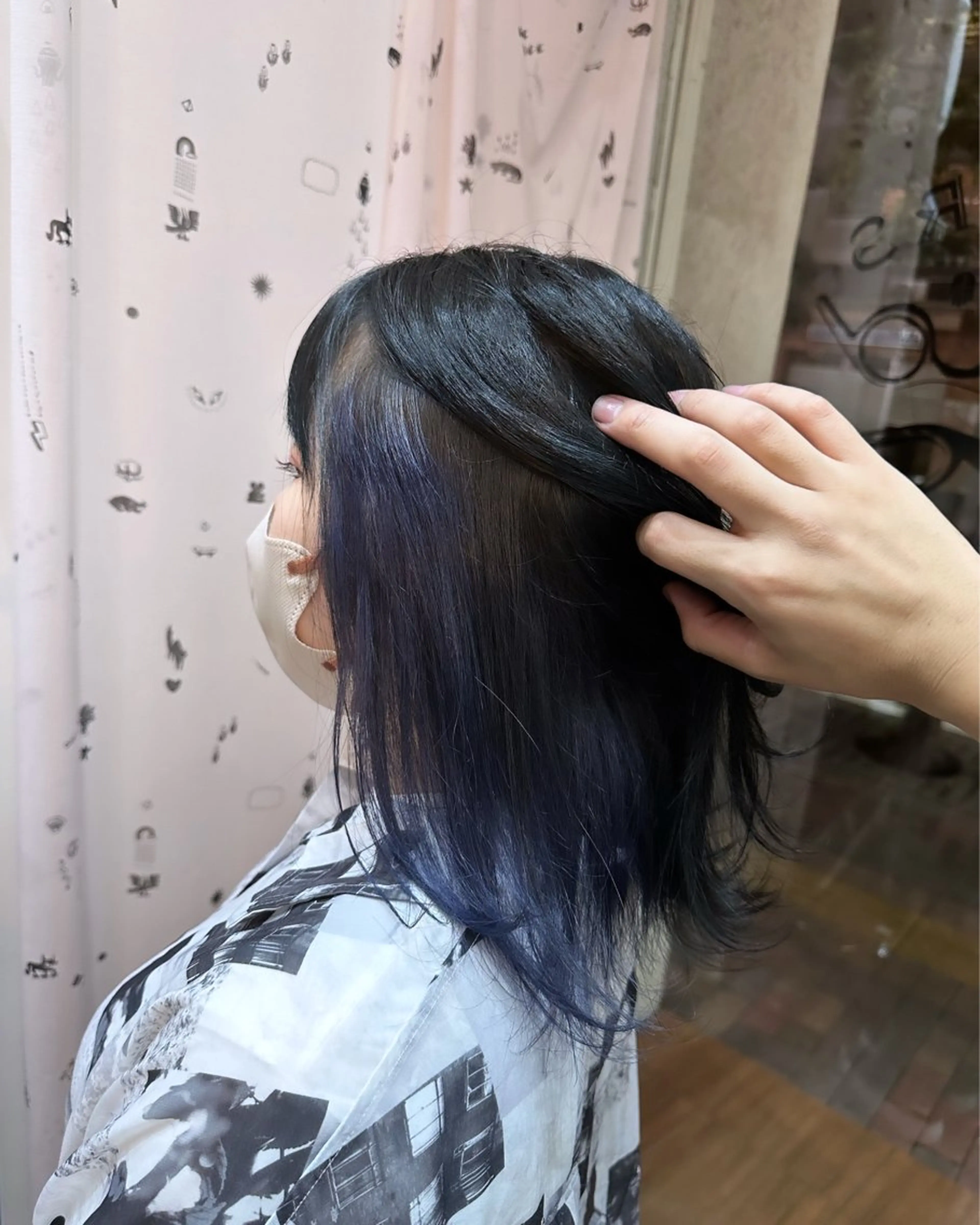 カラー 黒髪 ブルーカラー ブルーブラック ORANGE POP _HIBIKIのヘアスタイル