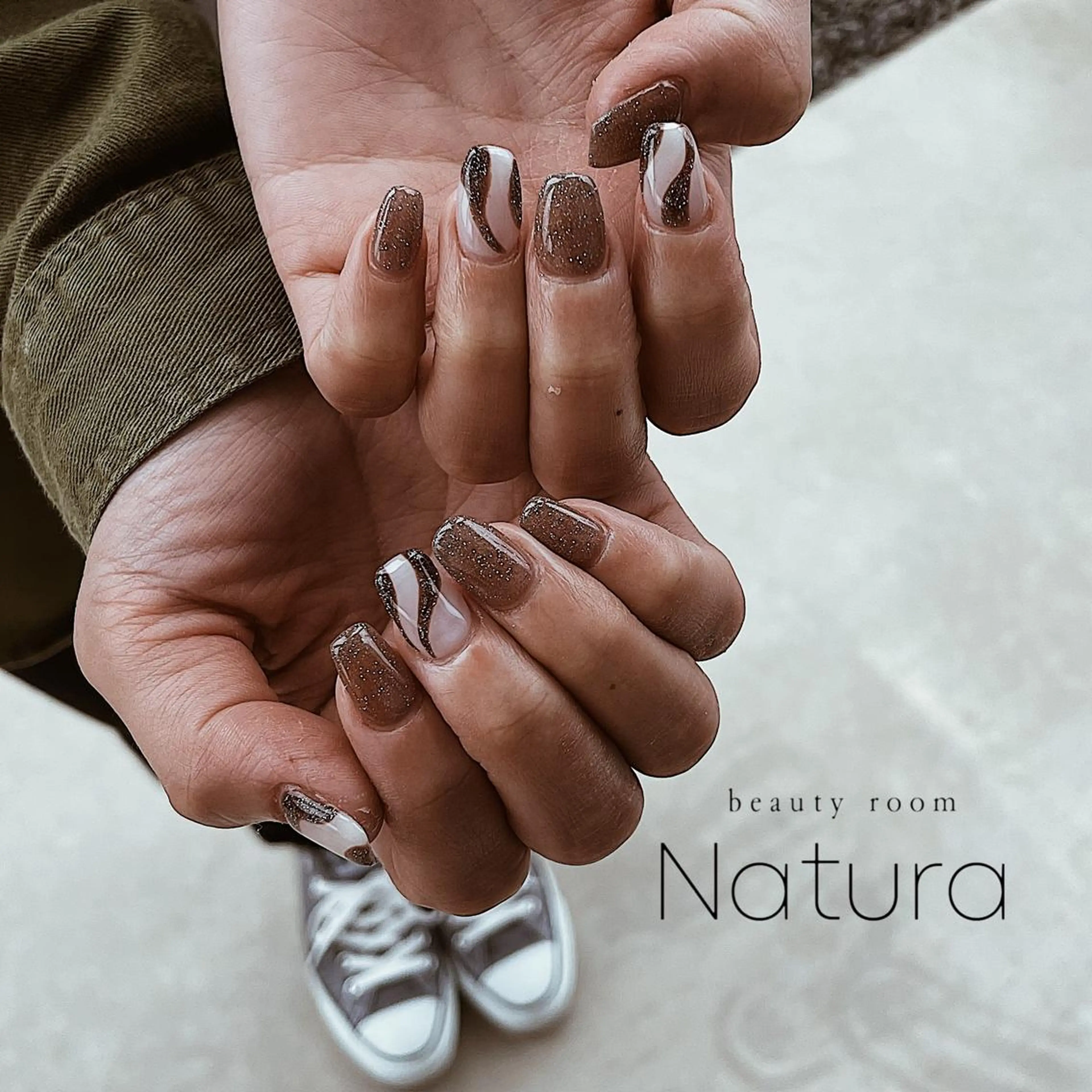 ネイル マツエク・マツパ アイブロウ ハンドネイル beautyroom Naturaのネイルデザイン