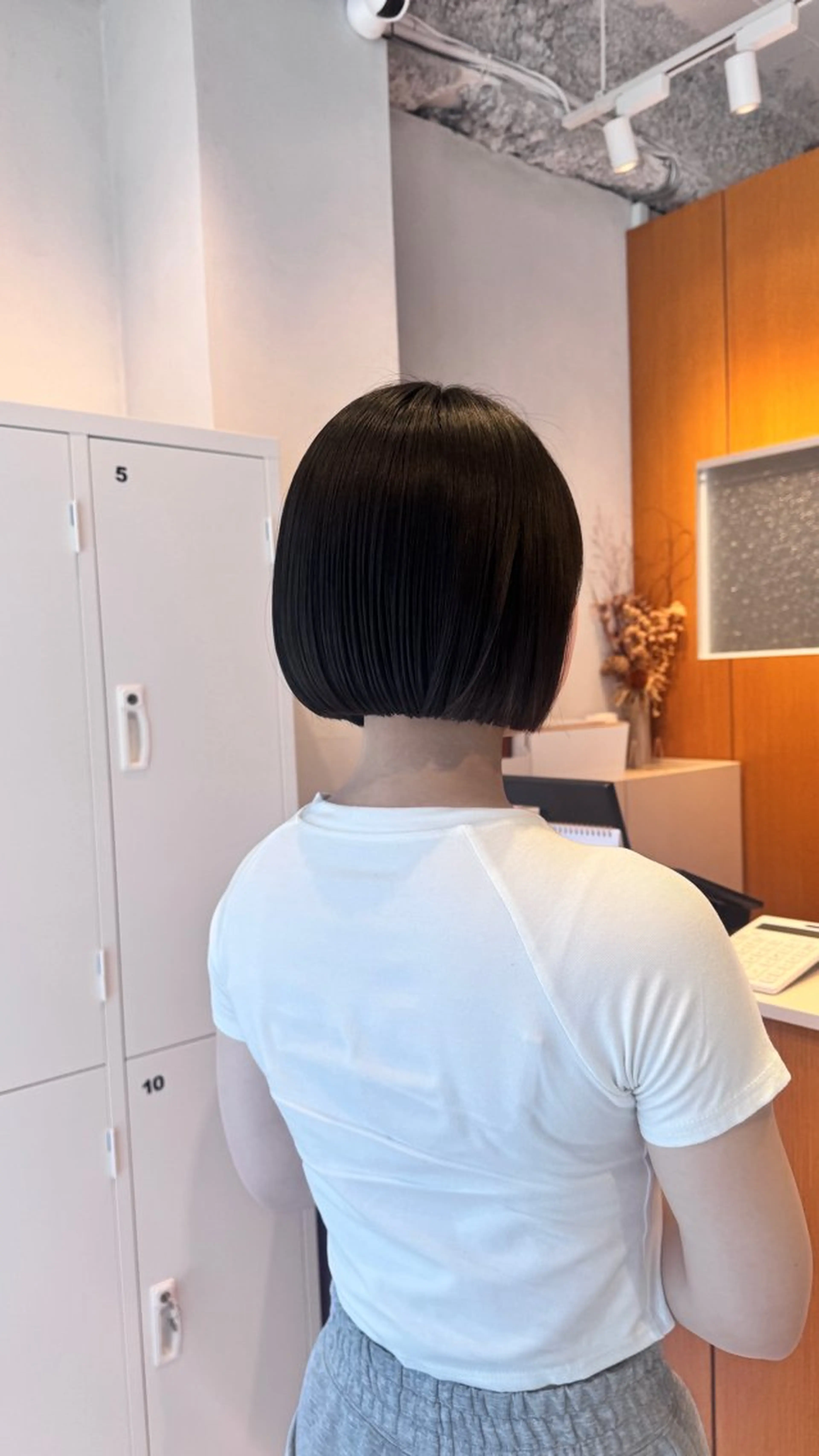 ショート ボブ カット 南山 和奏のヘアスタイル