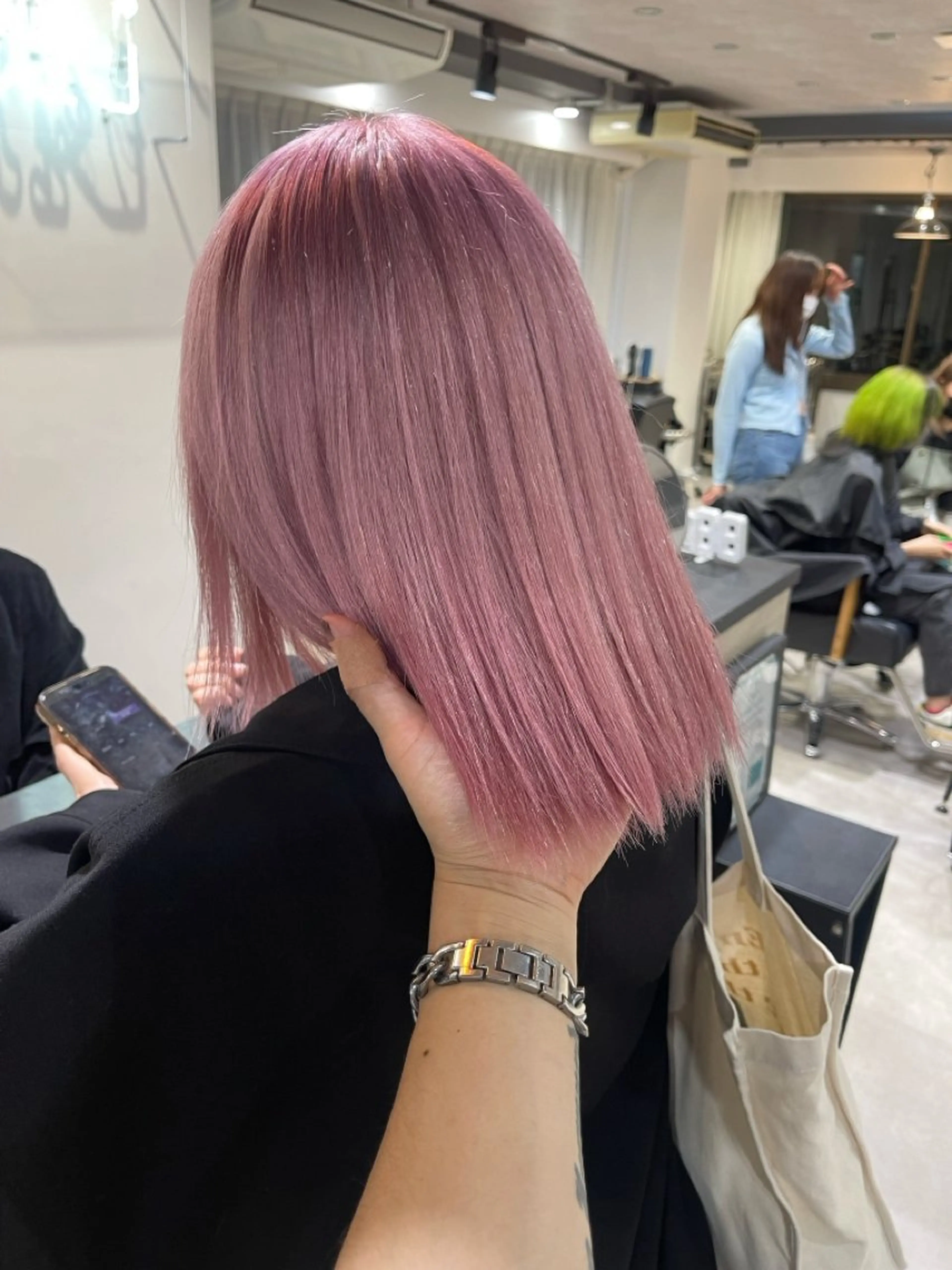 カラー ヘアカラー トリートメント 透明感カラー× 横浜×森裕斗のヘアスタイル