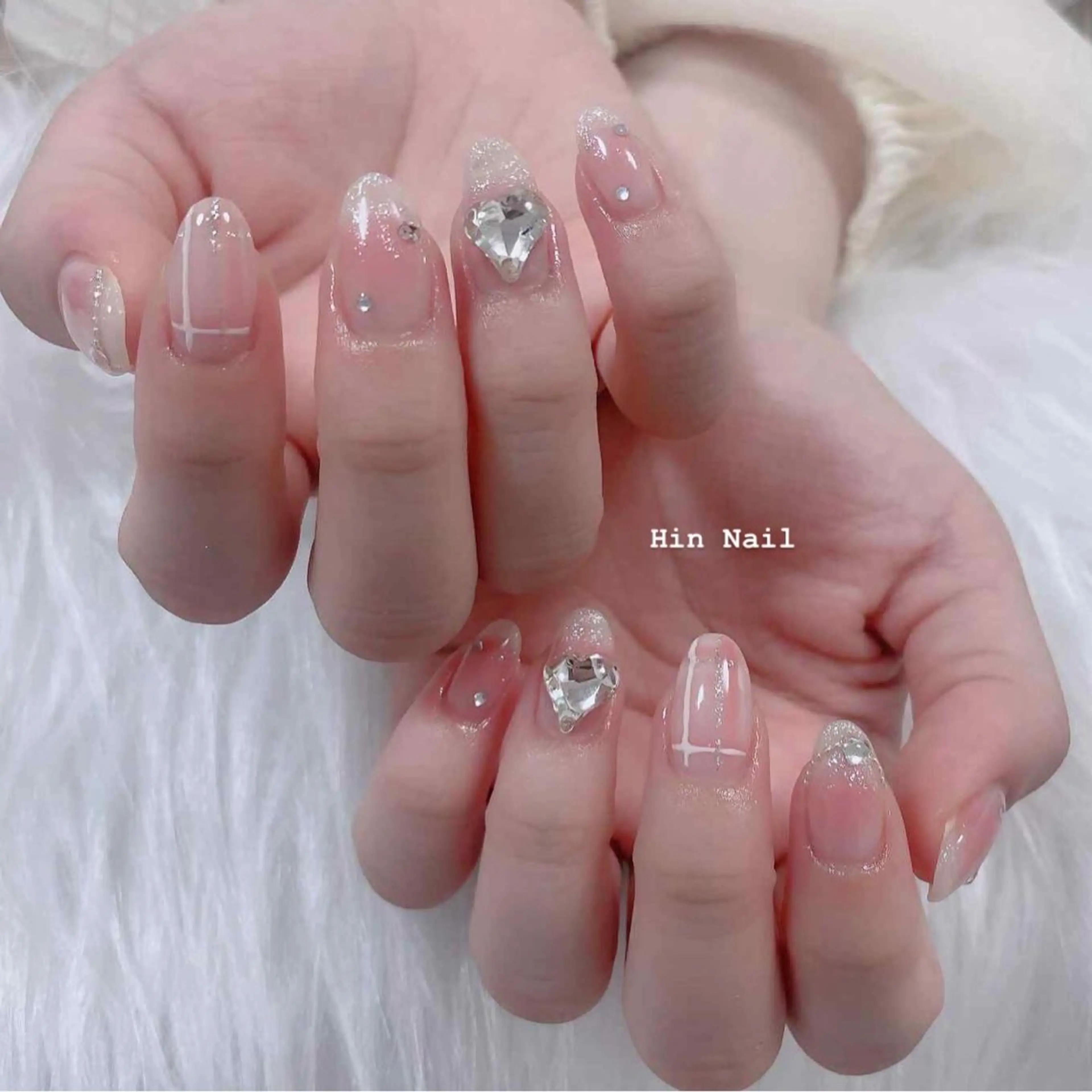 ネイル ハンドネイル HIN NAILのネイルデザイン