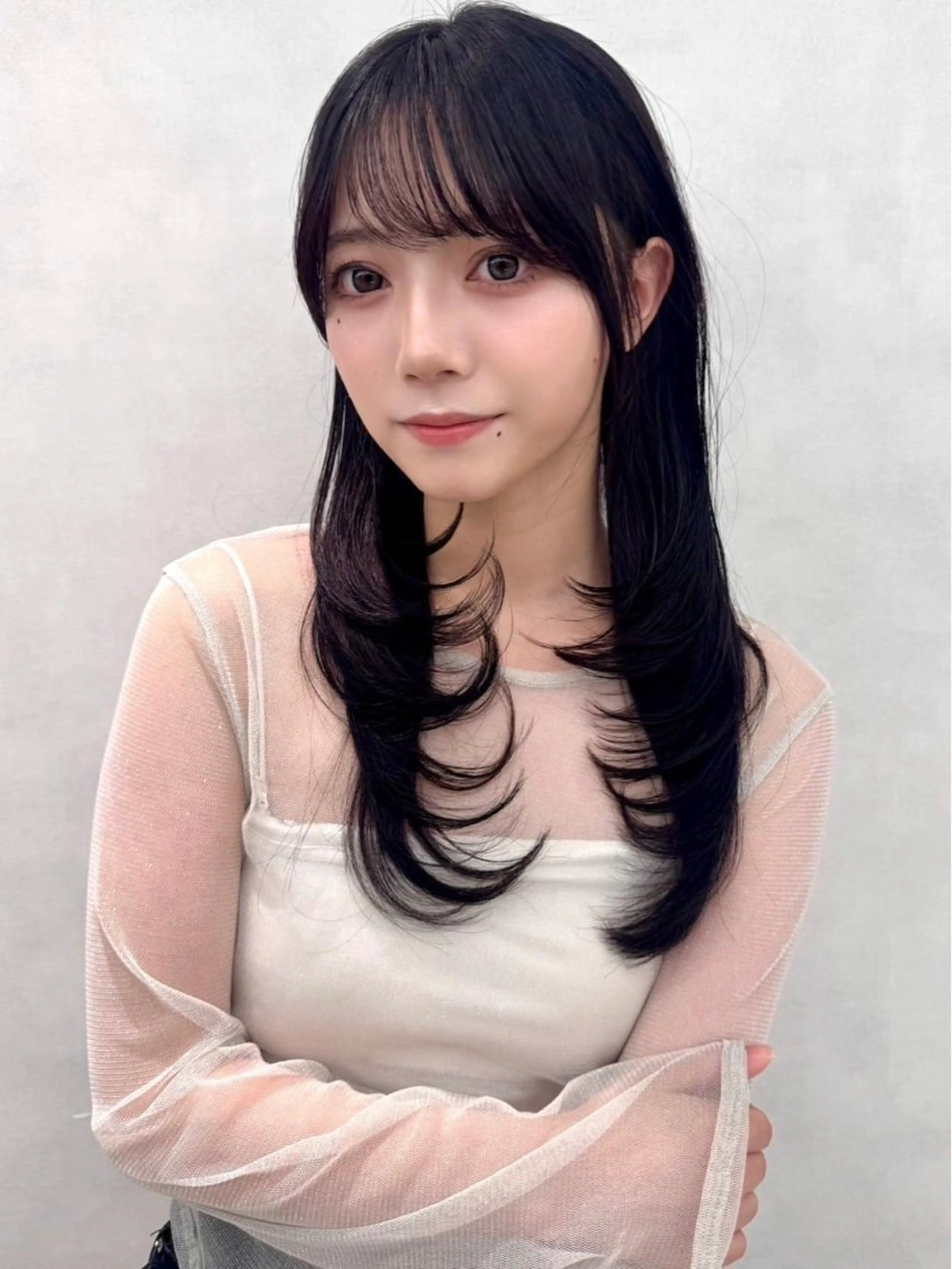 セミロング カラー ヘアアレンジ 透明感カラー🪽🫧 noaのヘアスタイル
