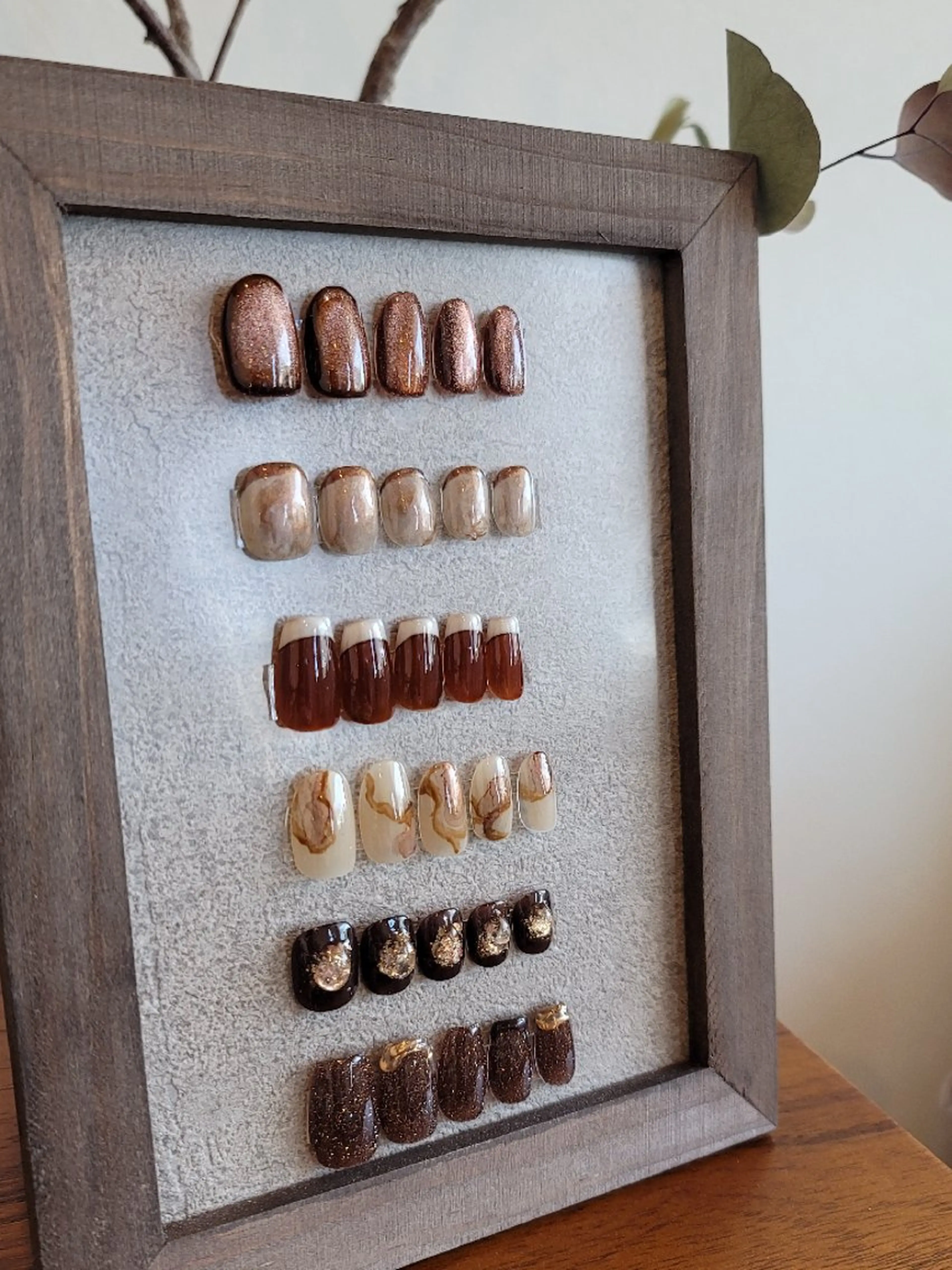 ネイル ハンドネイル 🌲🌳🚪iiit o🌲🌳🌲のネイルデザイン