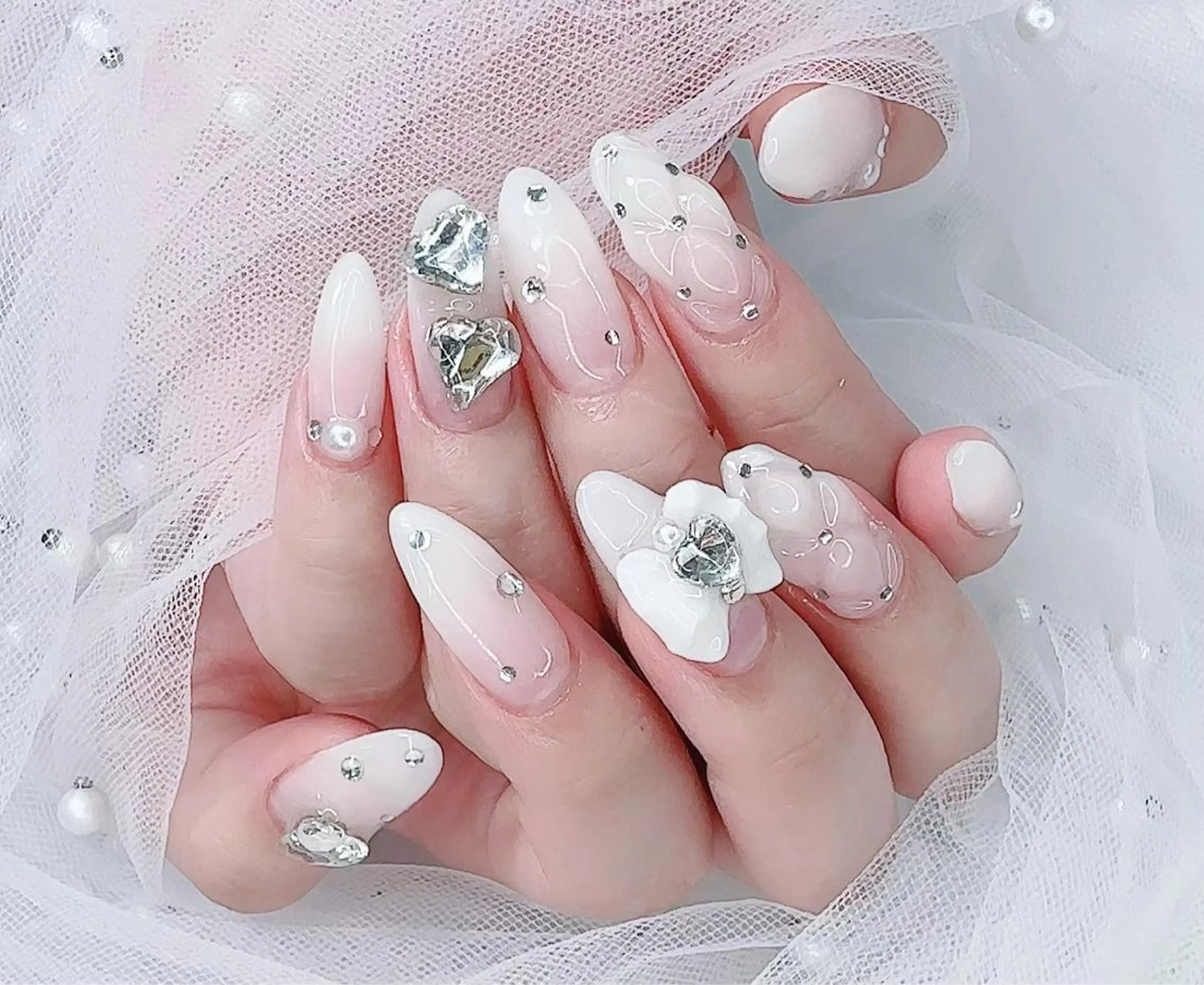 ネイル R nailsalon所属・R salonのネイルデザイン