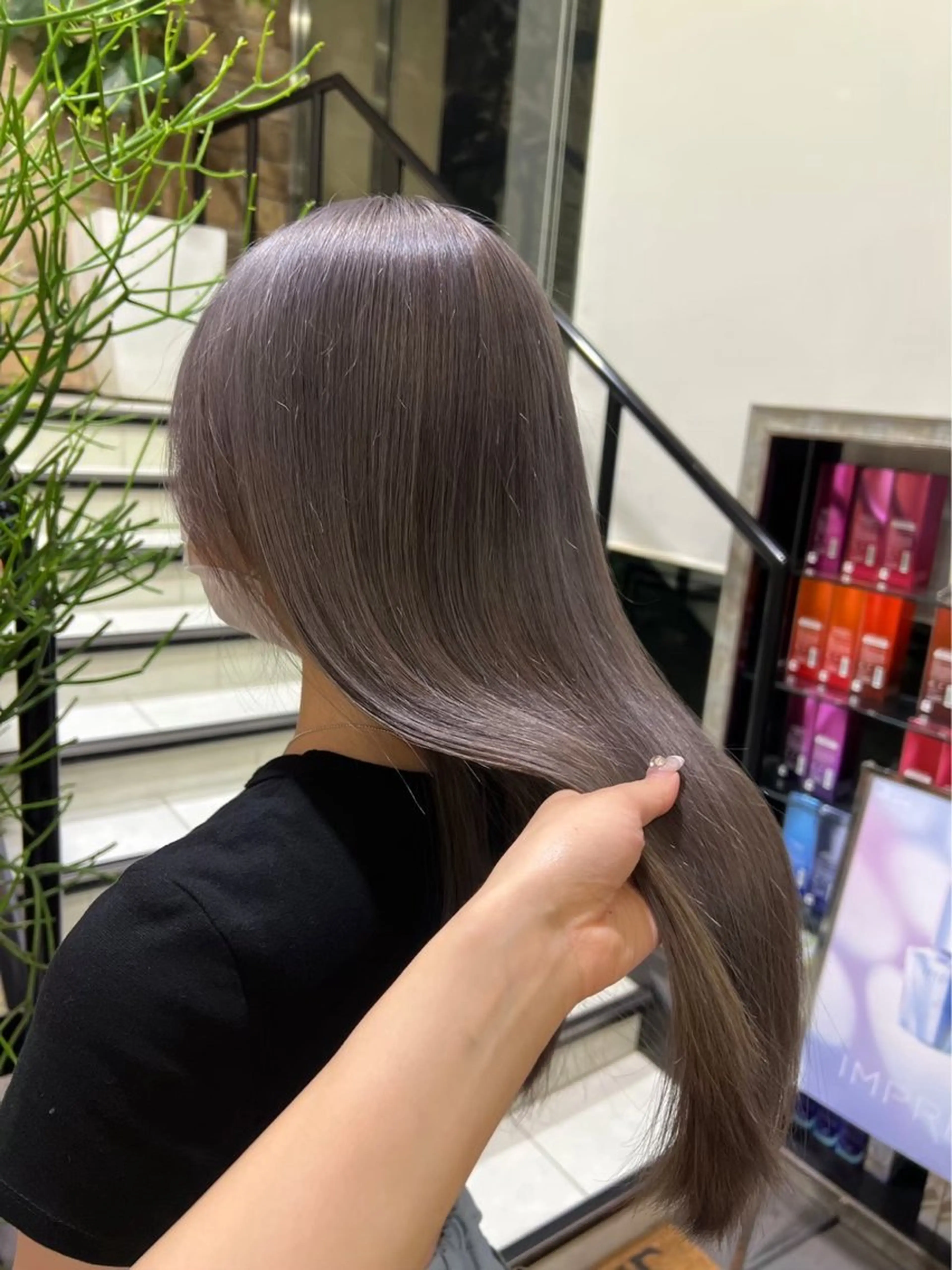 ロング カラー メンズカットパーマ 【フェザーパーマ】のヘアスタイル