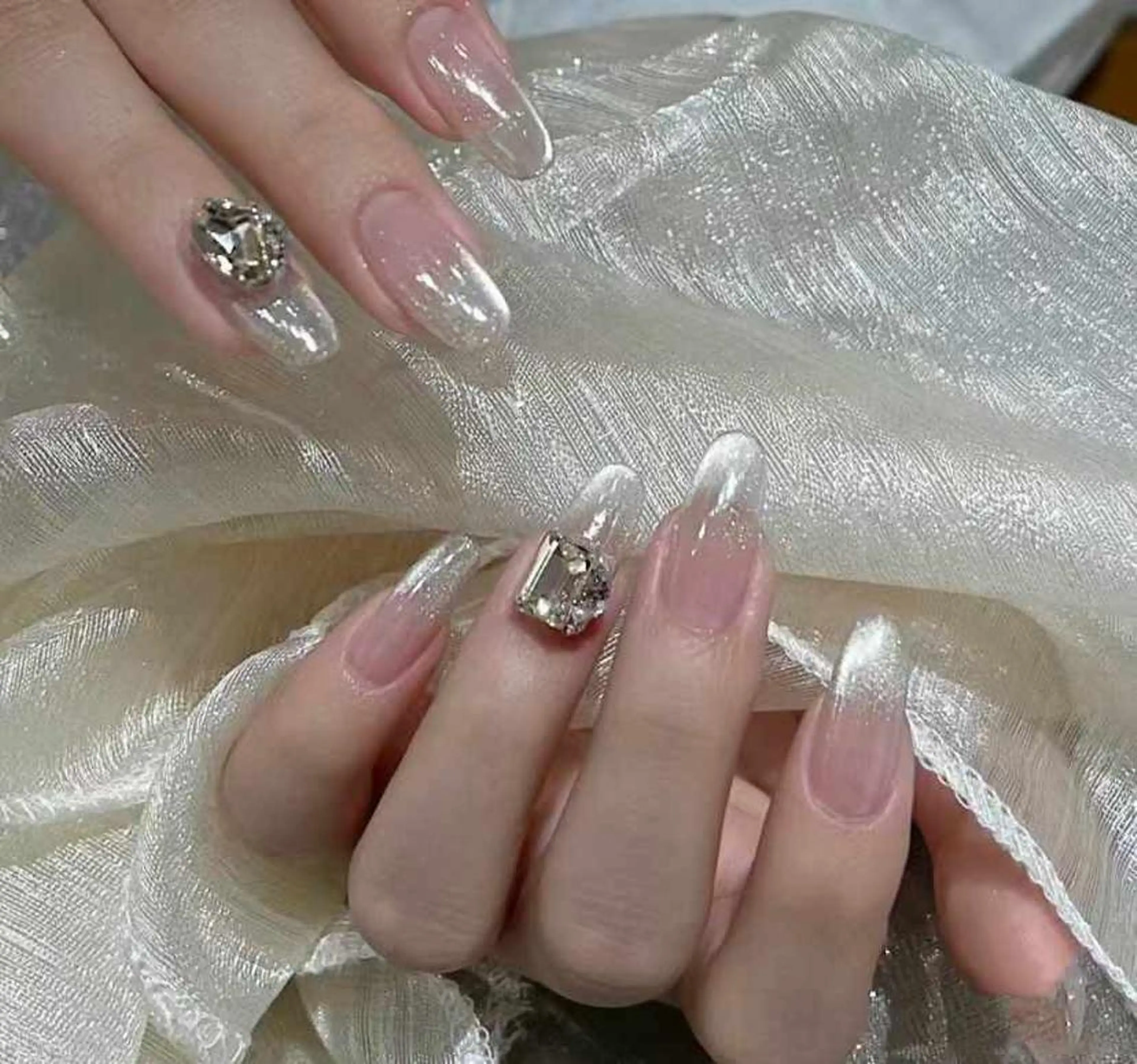 ネイル VIVIAN リサのネイルデザイン