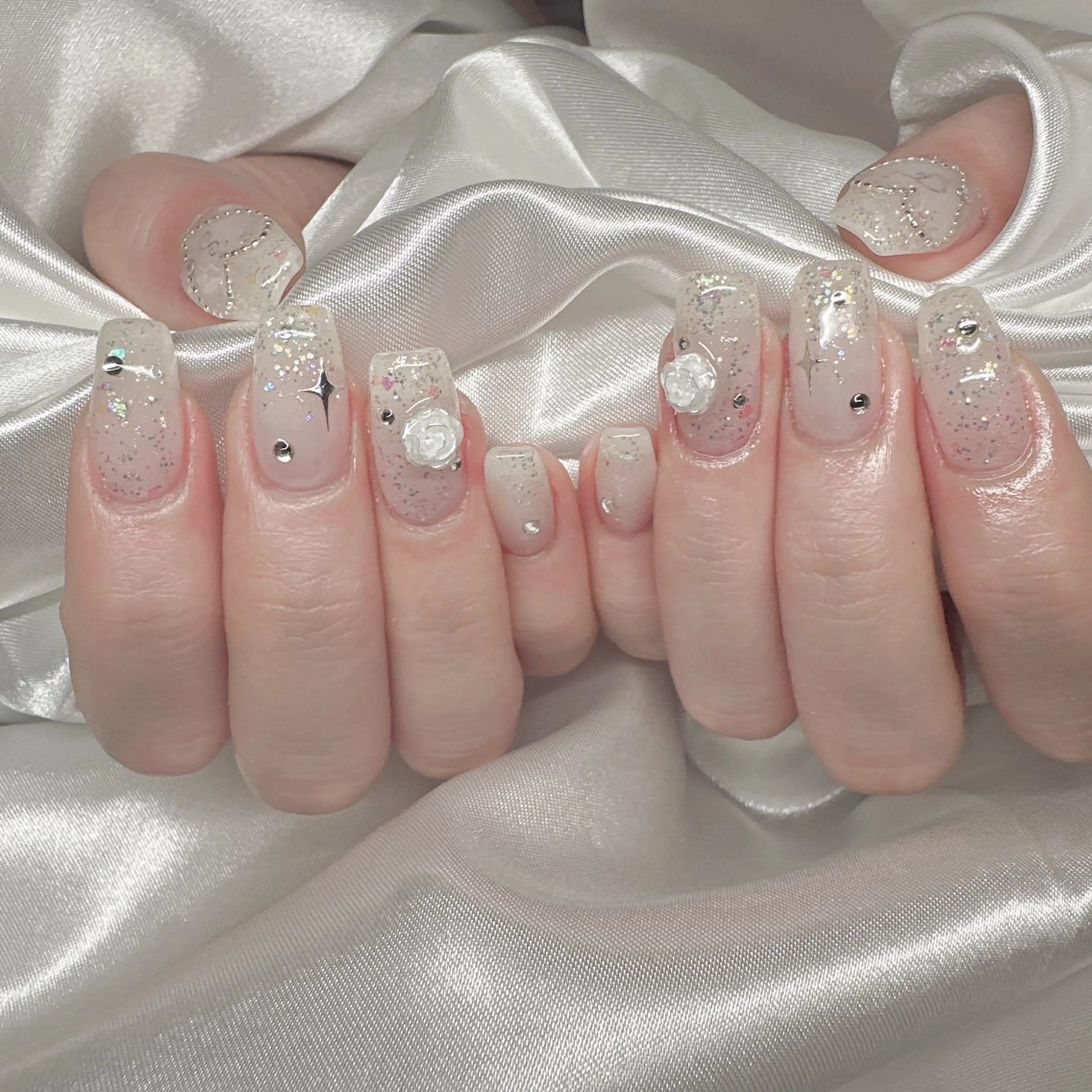 ネイル ハンドネイル Moon  Nail /栄　大須のネイルデザイン