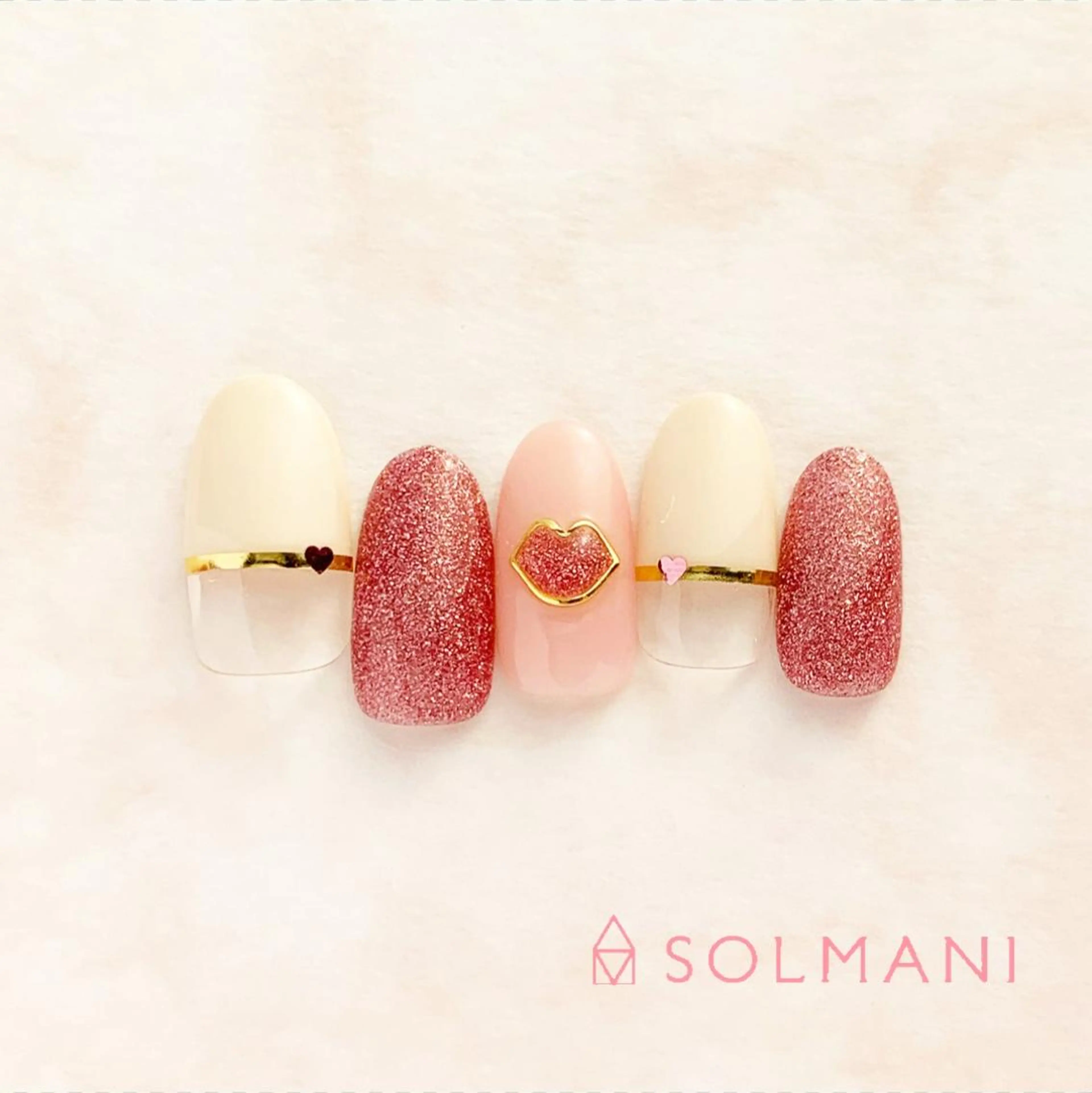 ネイル SOLMANI 予約担当のネイルデザイン