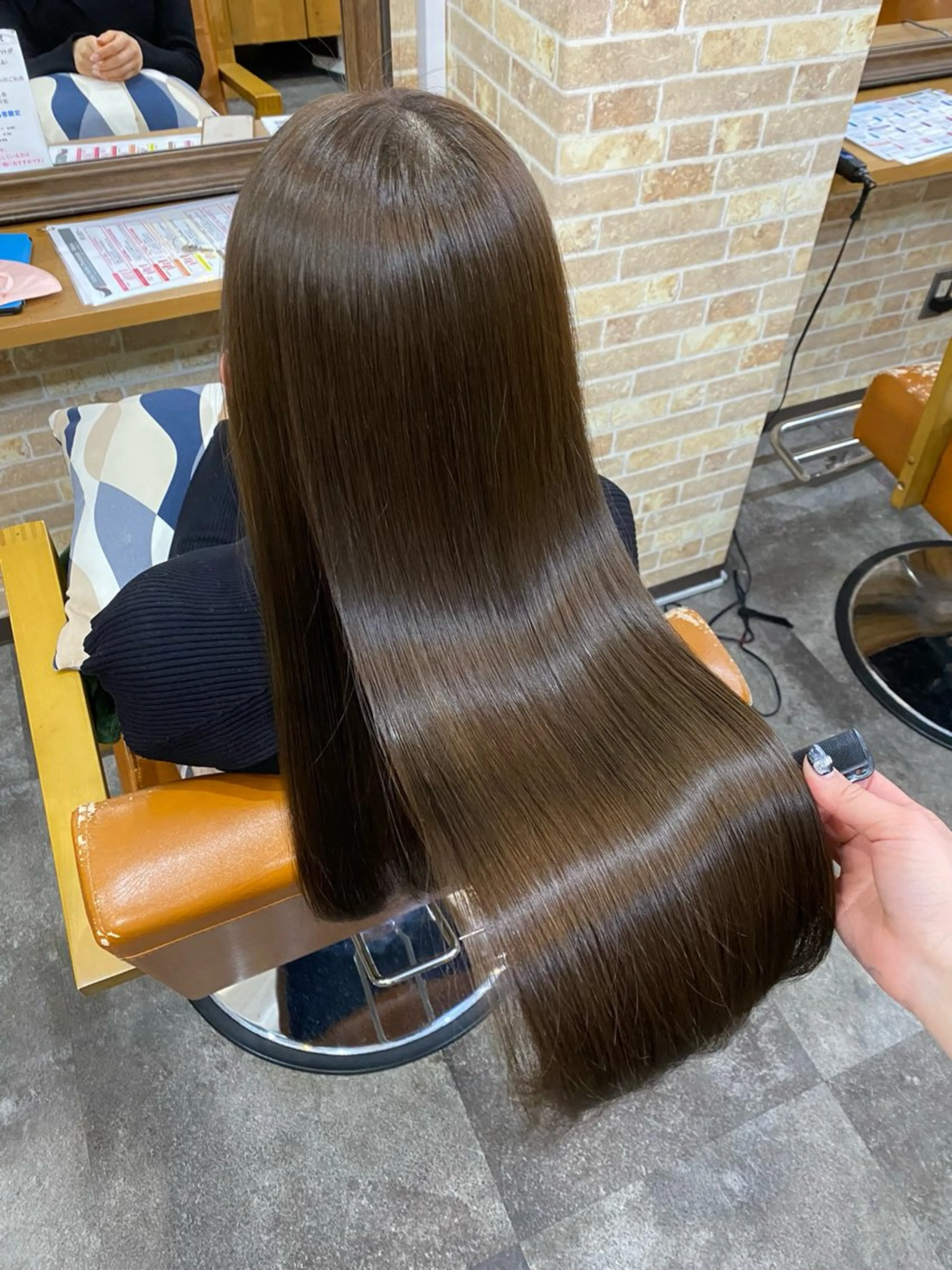 ロング ヘアカラー トリートメント 髪質改善 🤍erikaのヘアスタイル