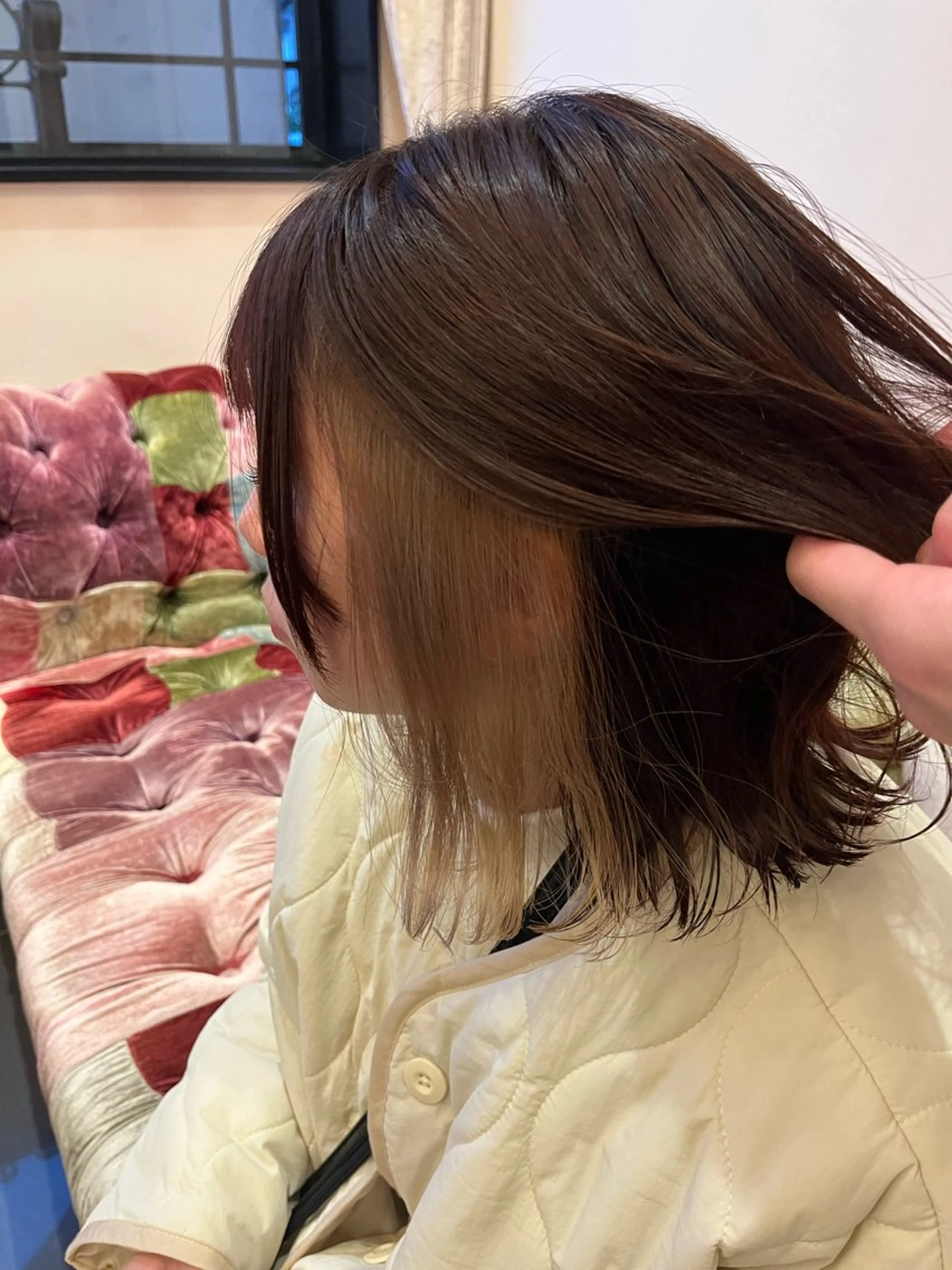 ミディアム カット ヘアカラー 道下 颯人のヘアスタイル