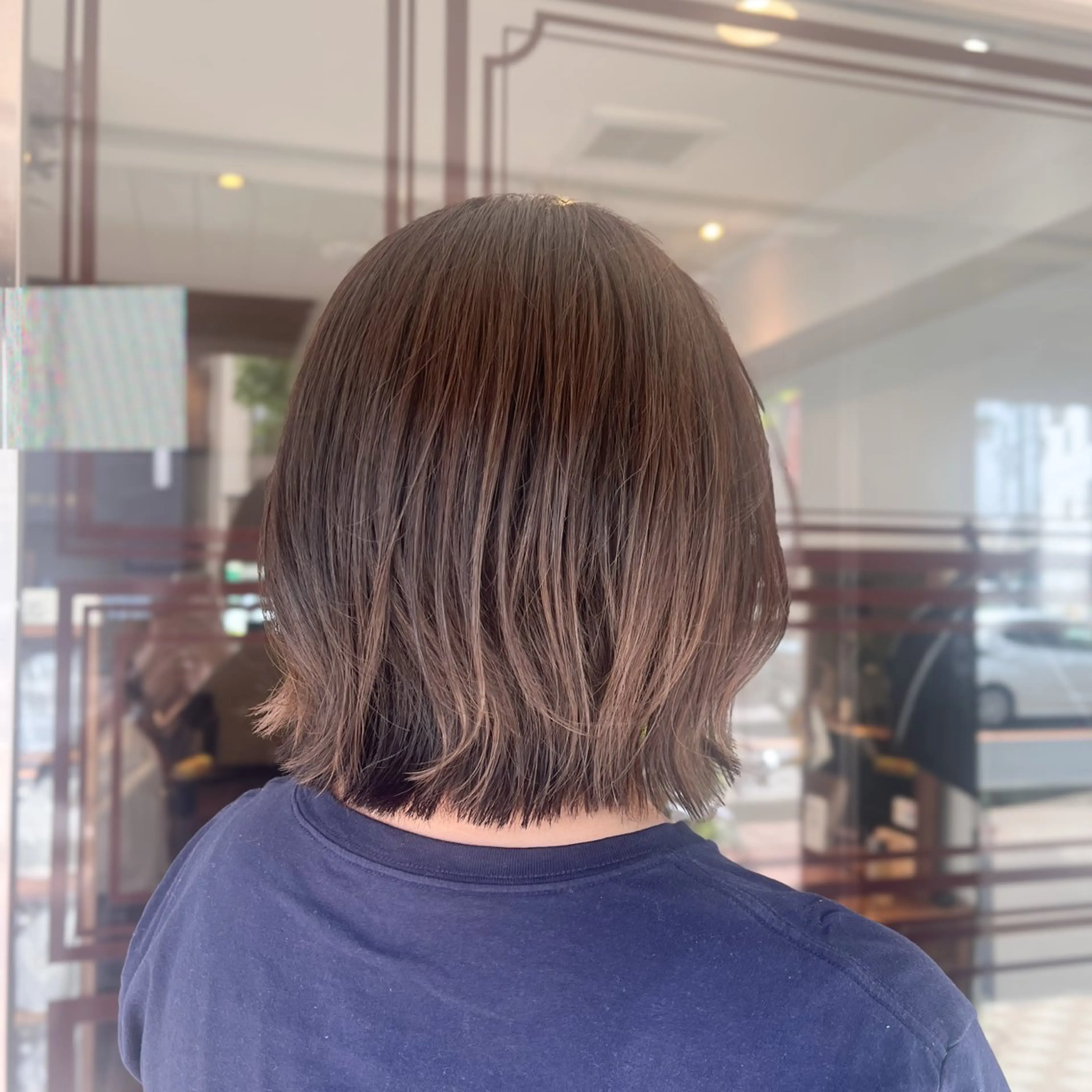 ミディアム カット なかやま みおのヘアスタイル