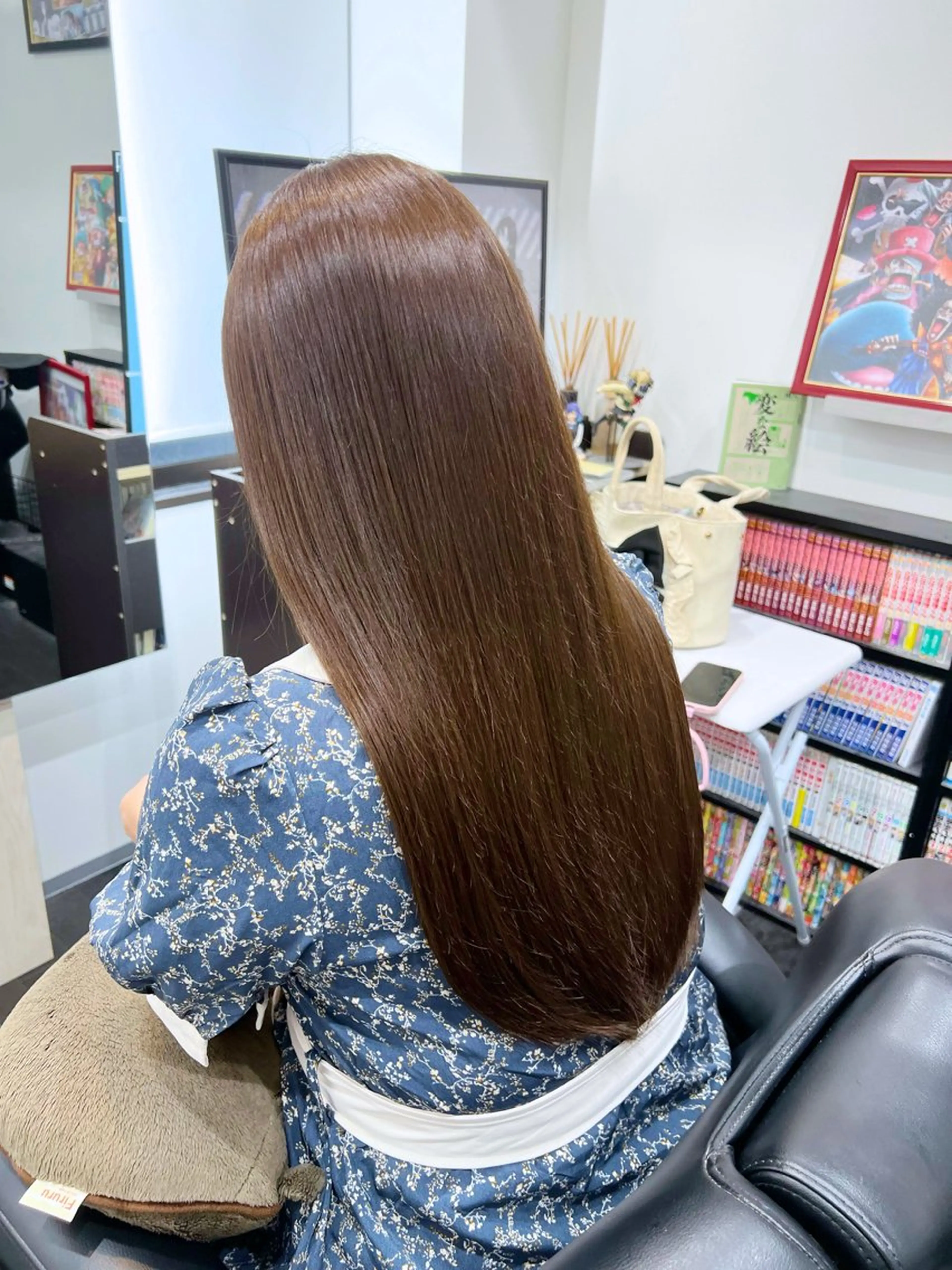 カラー ブリーチ ダブルカラー ブリーチなしカラー .6-ROGU-neon所属・カワグチ ソウシのヘアスタイル