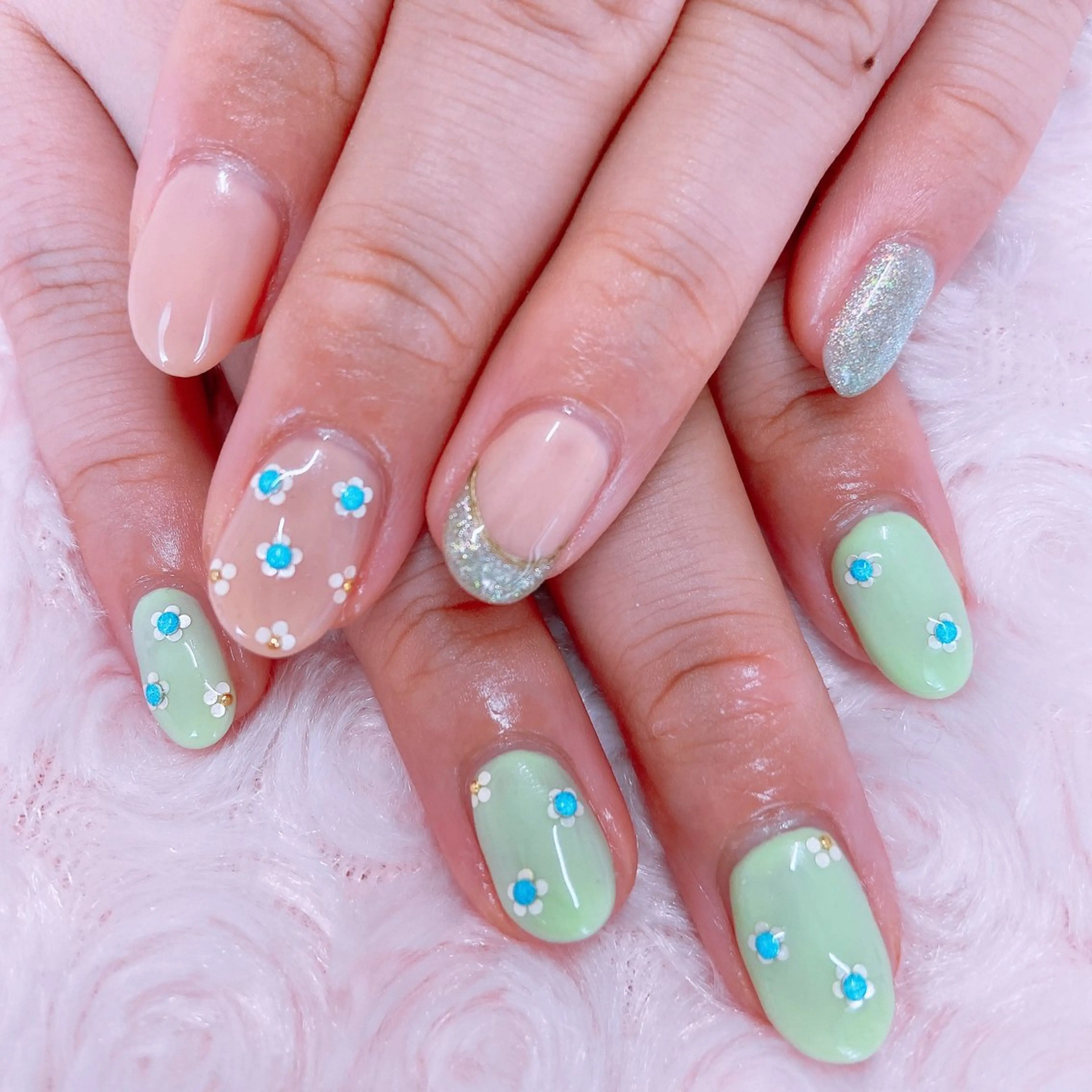 ネイル ハンドネイル nail salon Berry所属・前田 りかのネイルデザイン