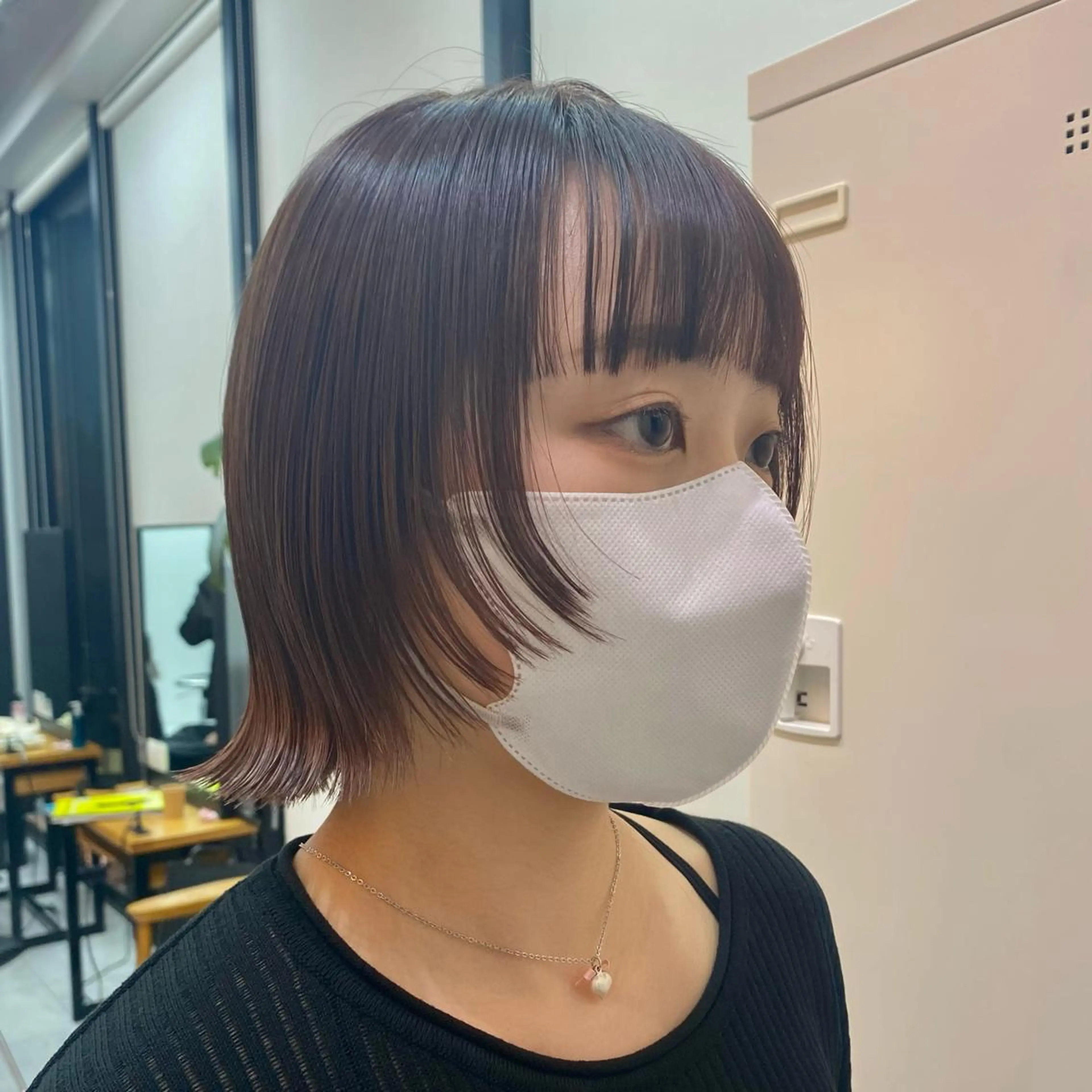 ショート カラー ヘアアレンジ ボブ 顔まわりレイヤー レイヤーカット カット トリートメント ヘッドスパ ヘアセット 押切 響 のヘアスタイル