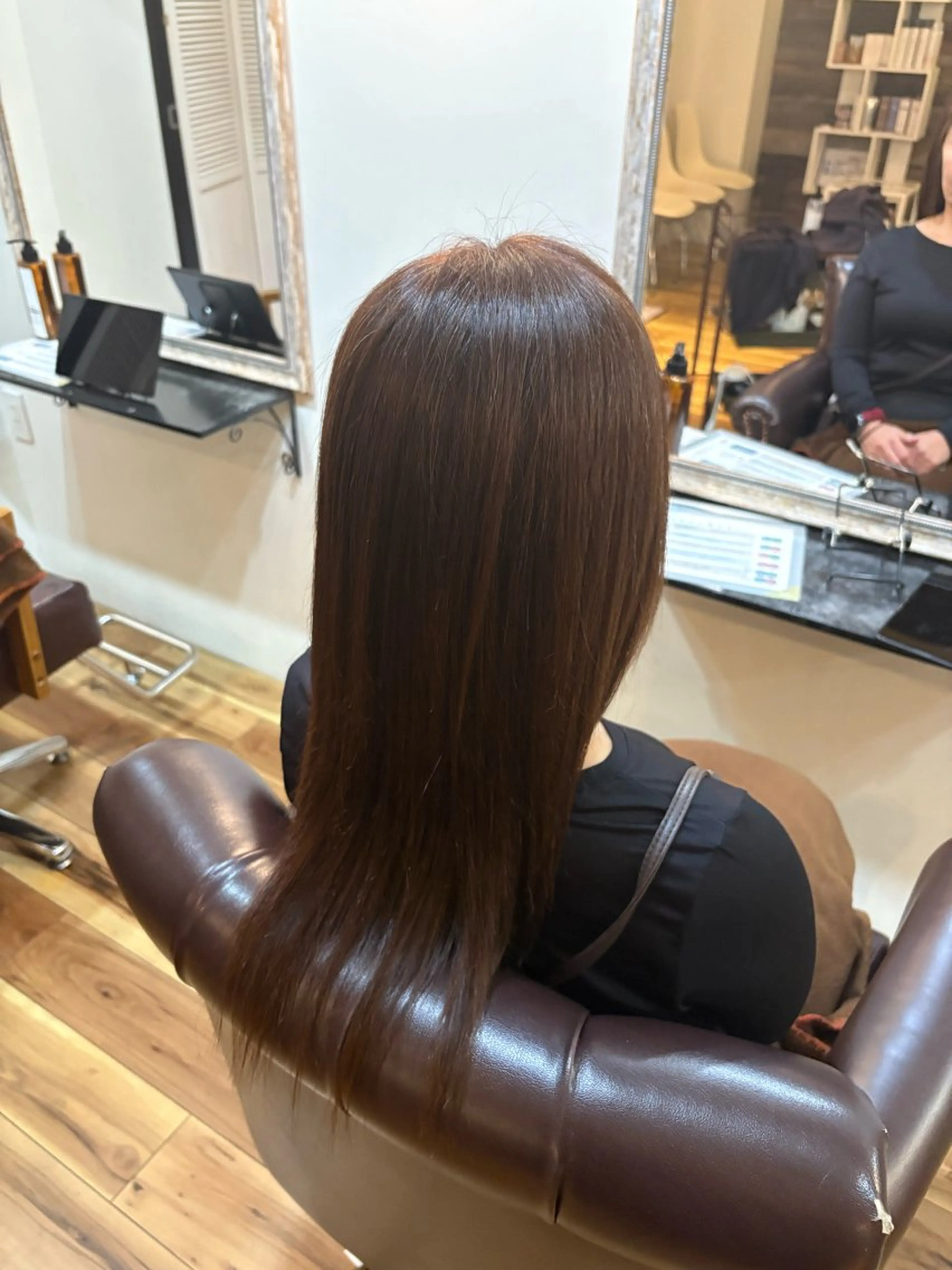 ロング GLITTER市村 志結のヘアスタイル