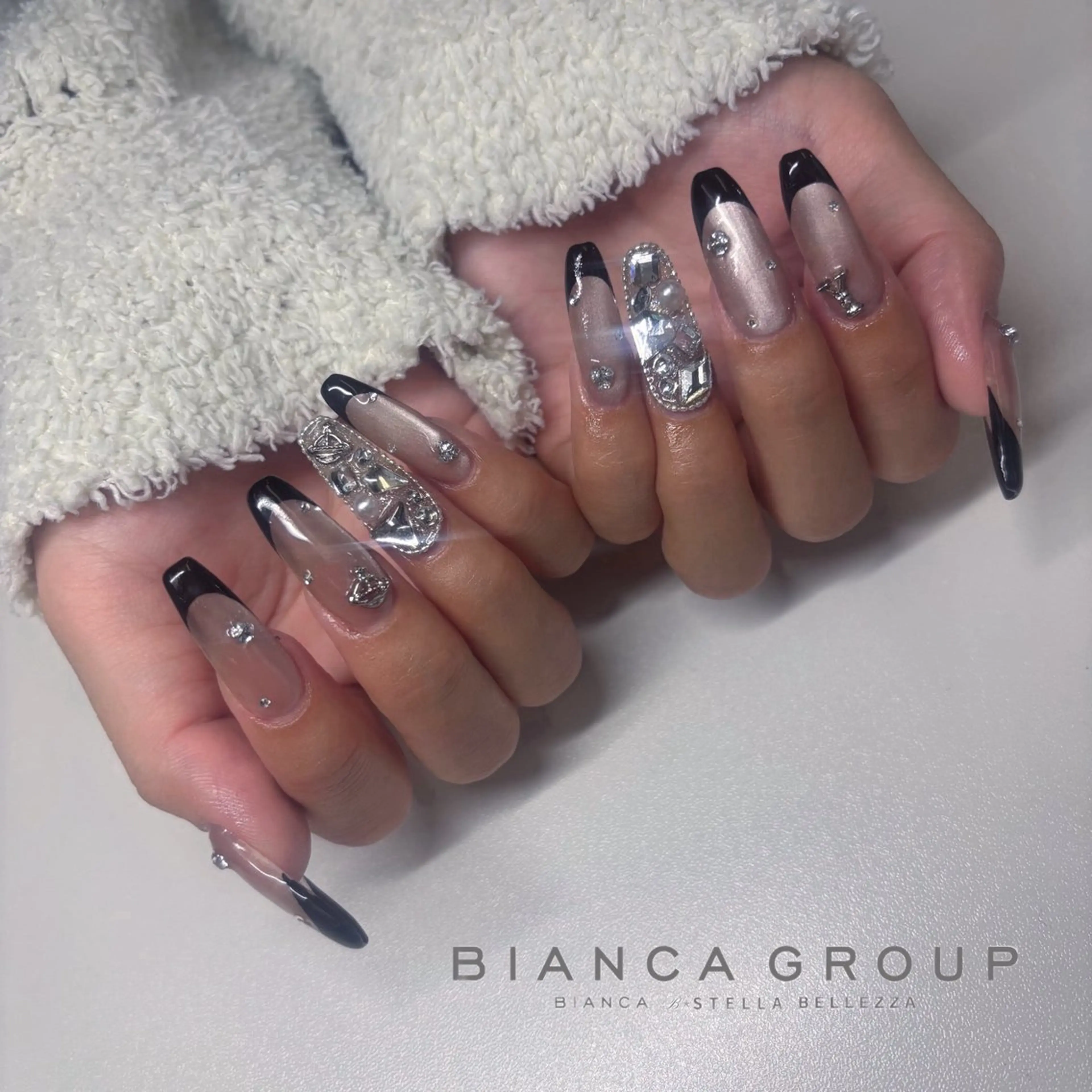 ネイル スカルプネイル Bianca 原 苺花のネイルデザイン