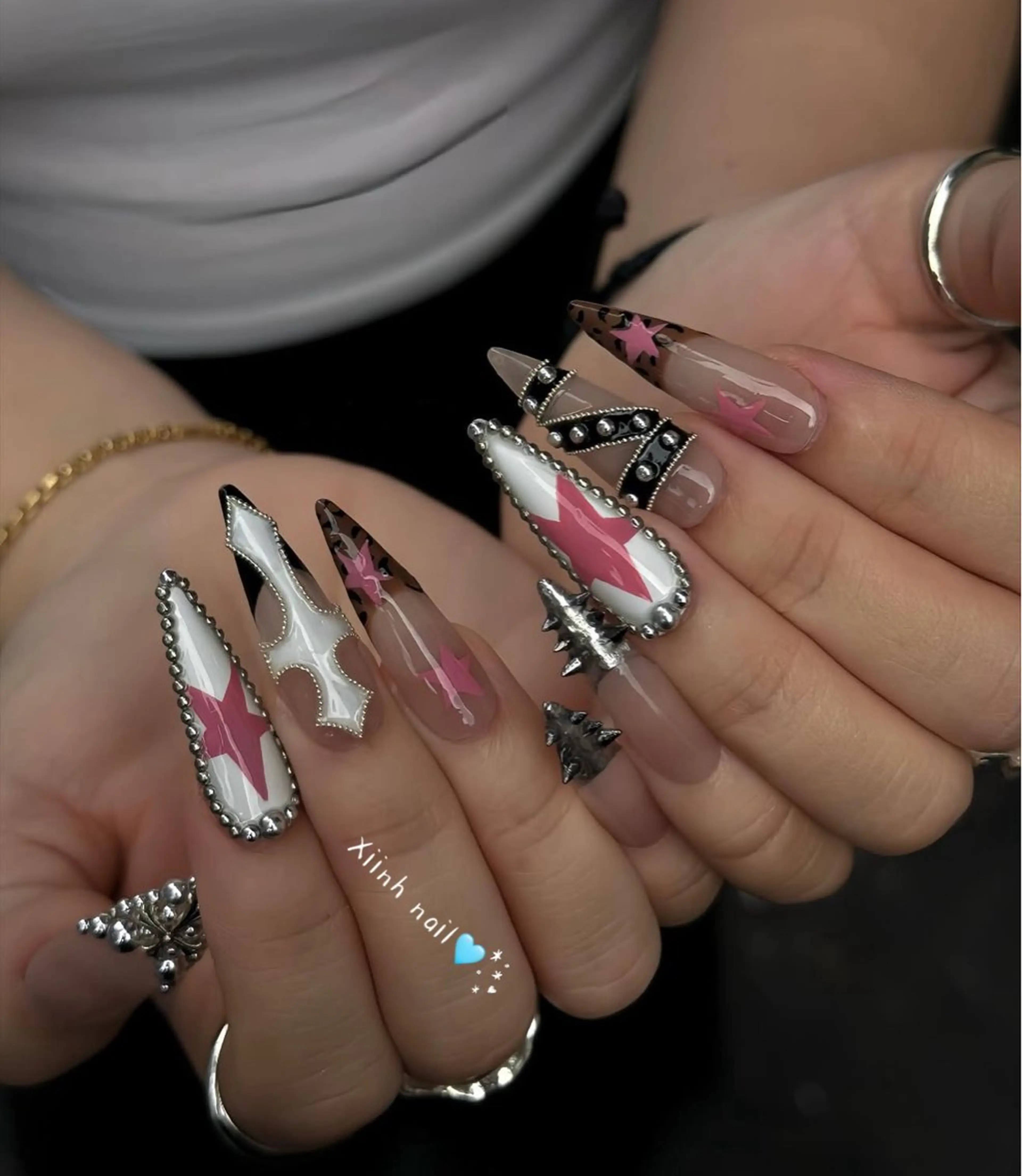 ネイル チークネイル 桜ネイル 長さ出し フットネイル ジェルネイル ハンドネイル 馬詰 にゅんのネイルデザイン