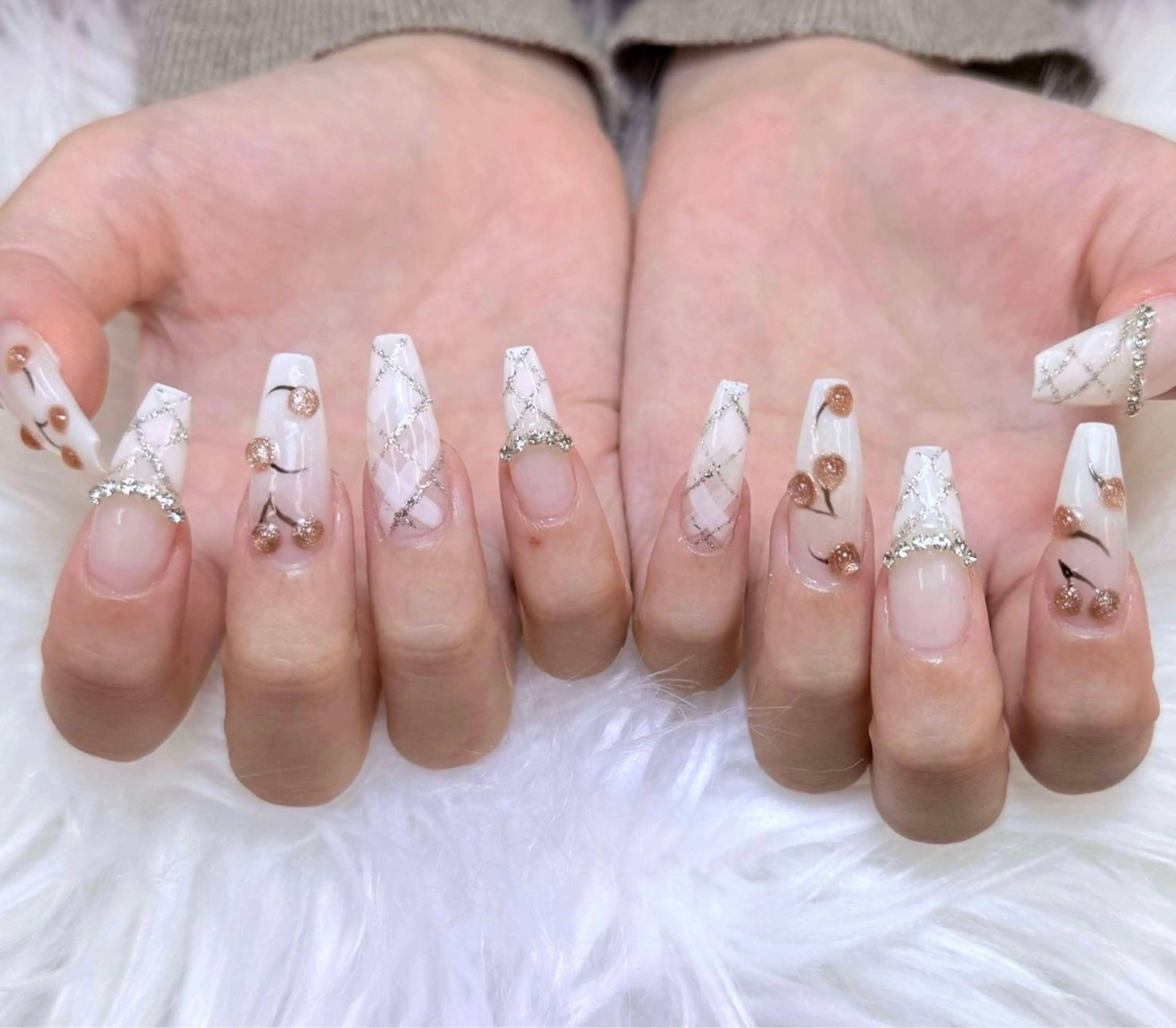 ネイル チークネイル 長さ出し フットネイル マグネットネイル 持ち込み ハンドネイル ANH NAIL ゴテゴテ専門店💎のネイルデザイン