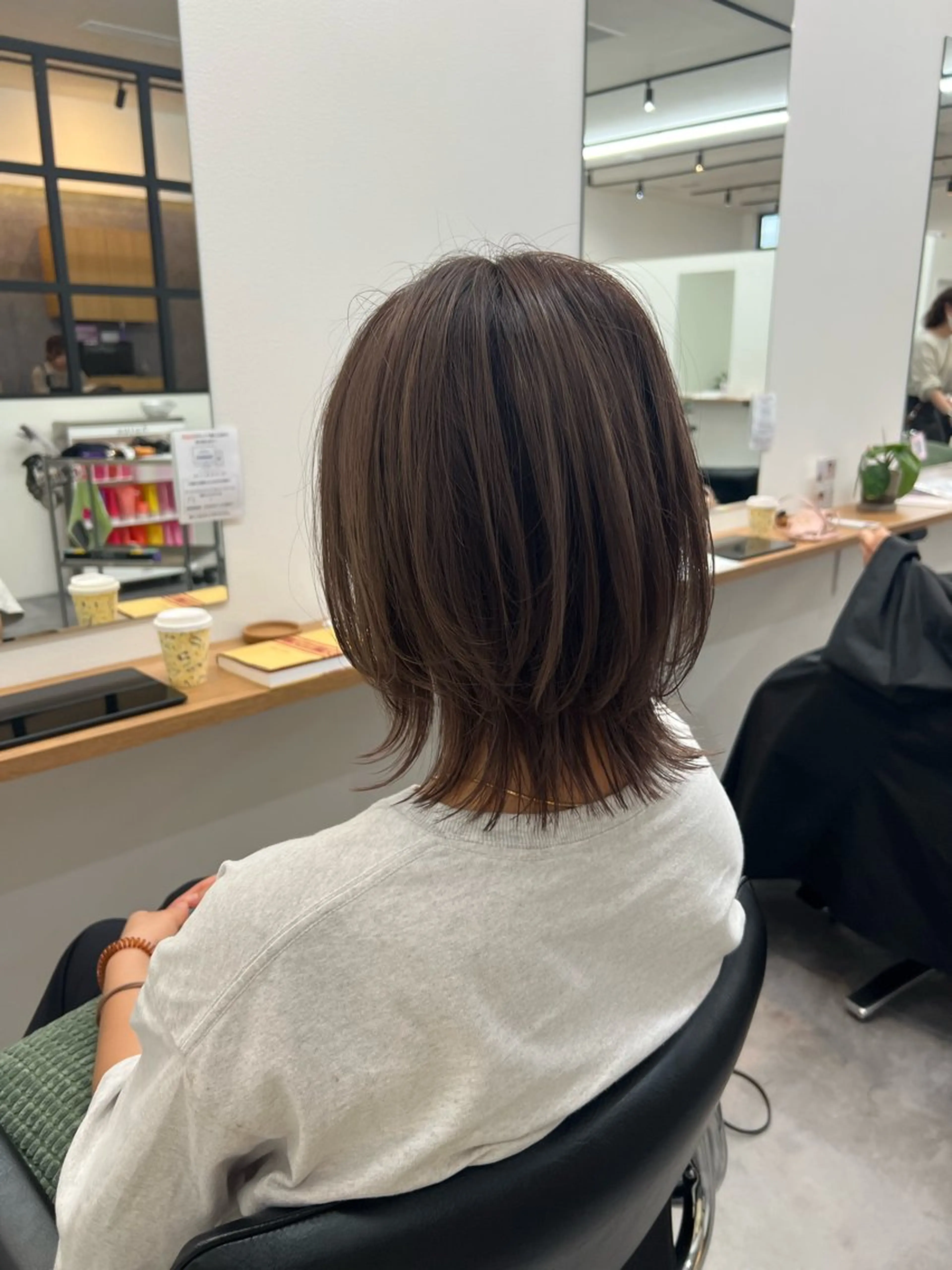 ミディアム くびれヘア くびれレイヤー レイヤーカット ✨NOMAD印西✨ 黒川勇輝のヘアスタイル