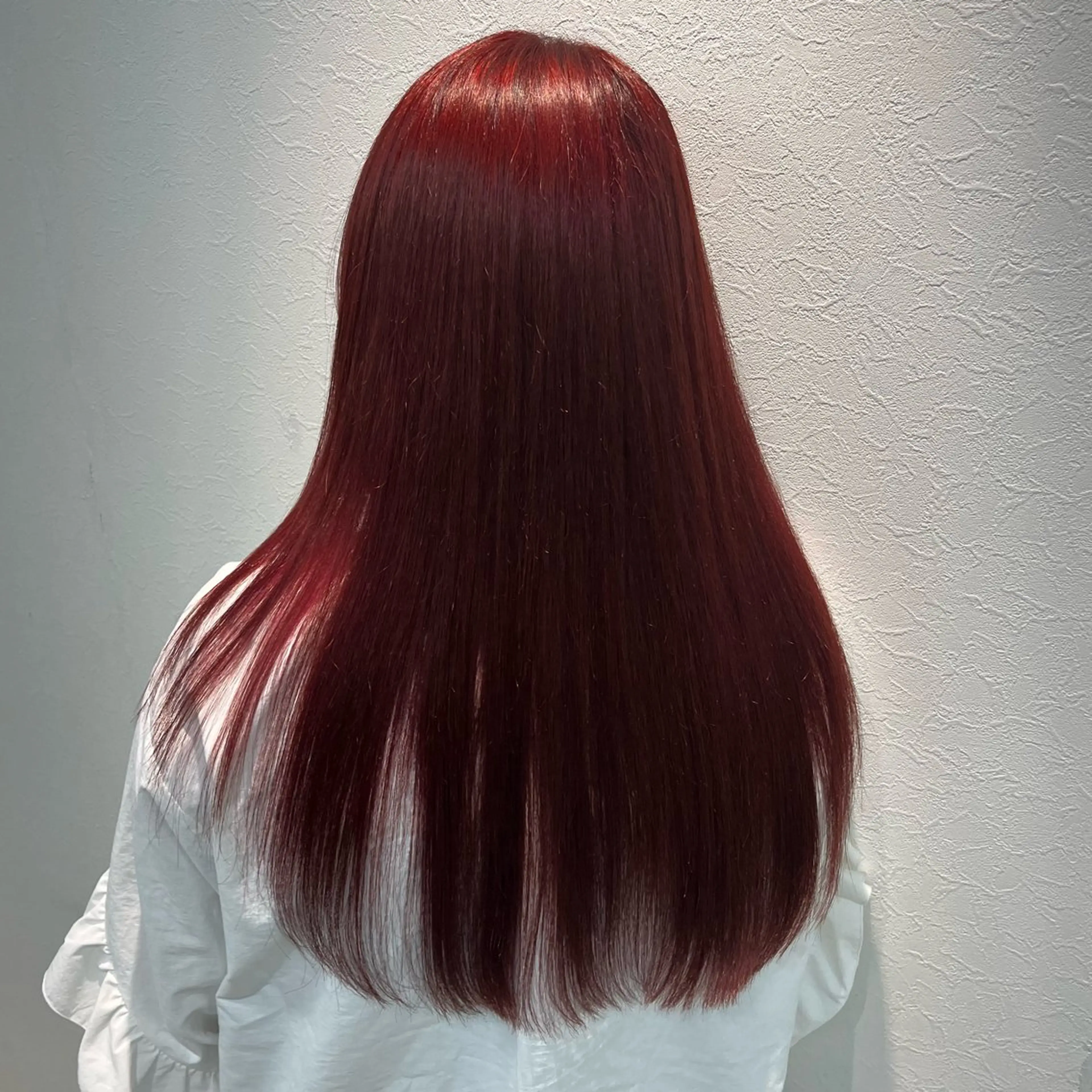 ロング ヘアカラー omocha umiのヘアスタイル