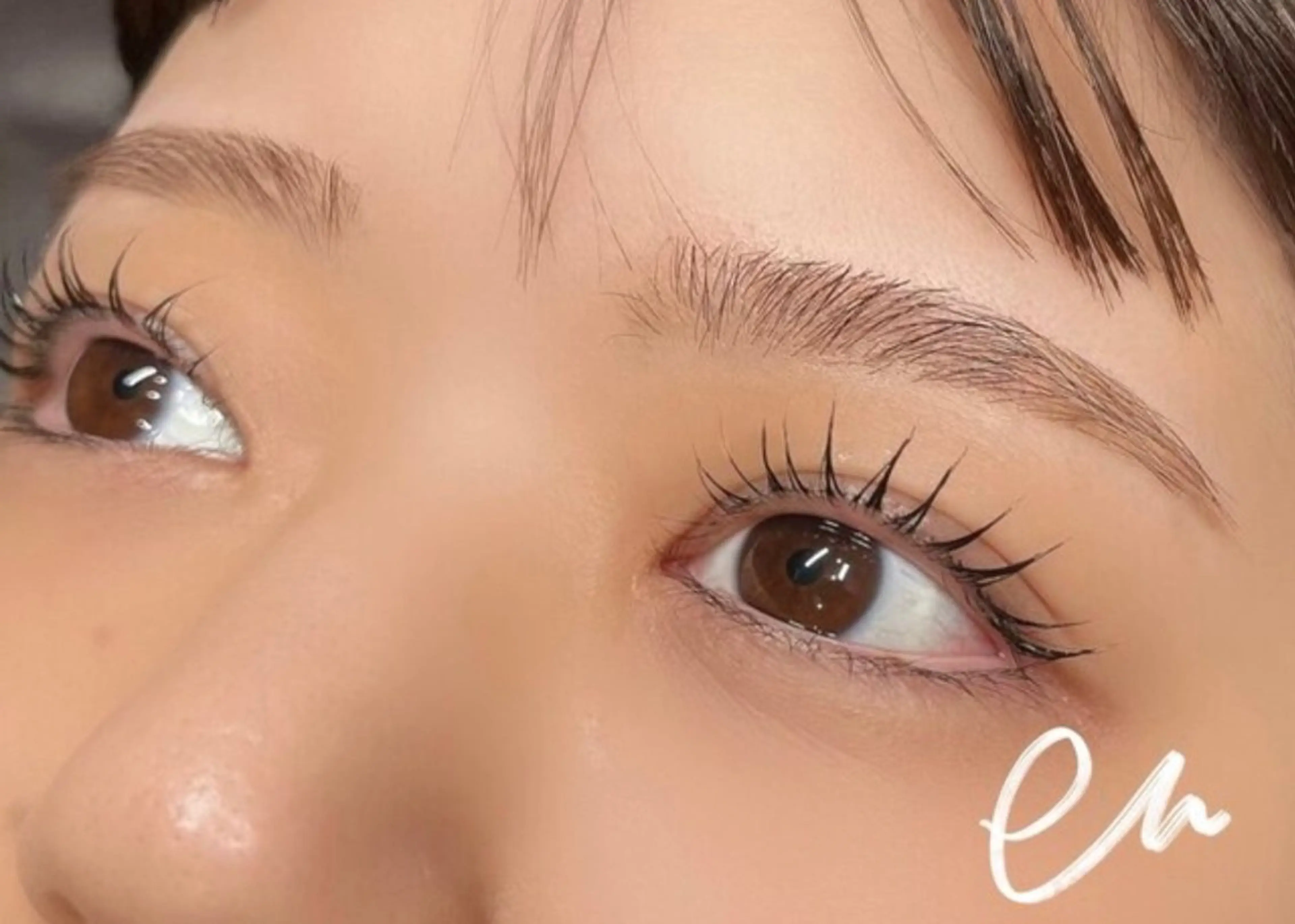 マツエク・マツパ マツパ 似合わせ眉 🤍Mioの眉毛・アイブロウイメージ