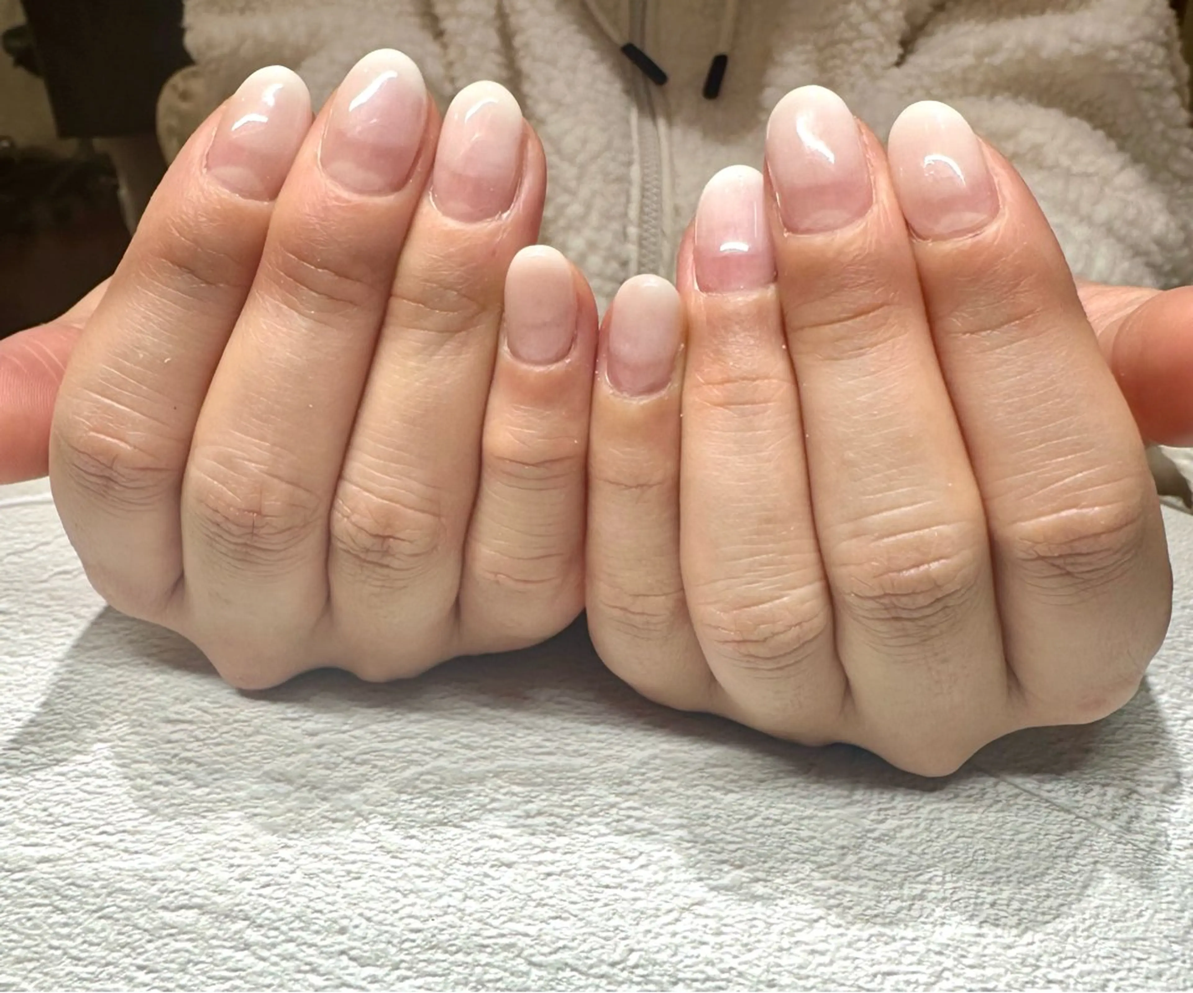 ネイル グラデーション ハンドネイル Tanemoto所属・Ueda Rieのネイルデザイン