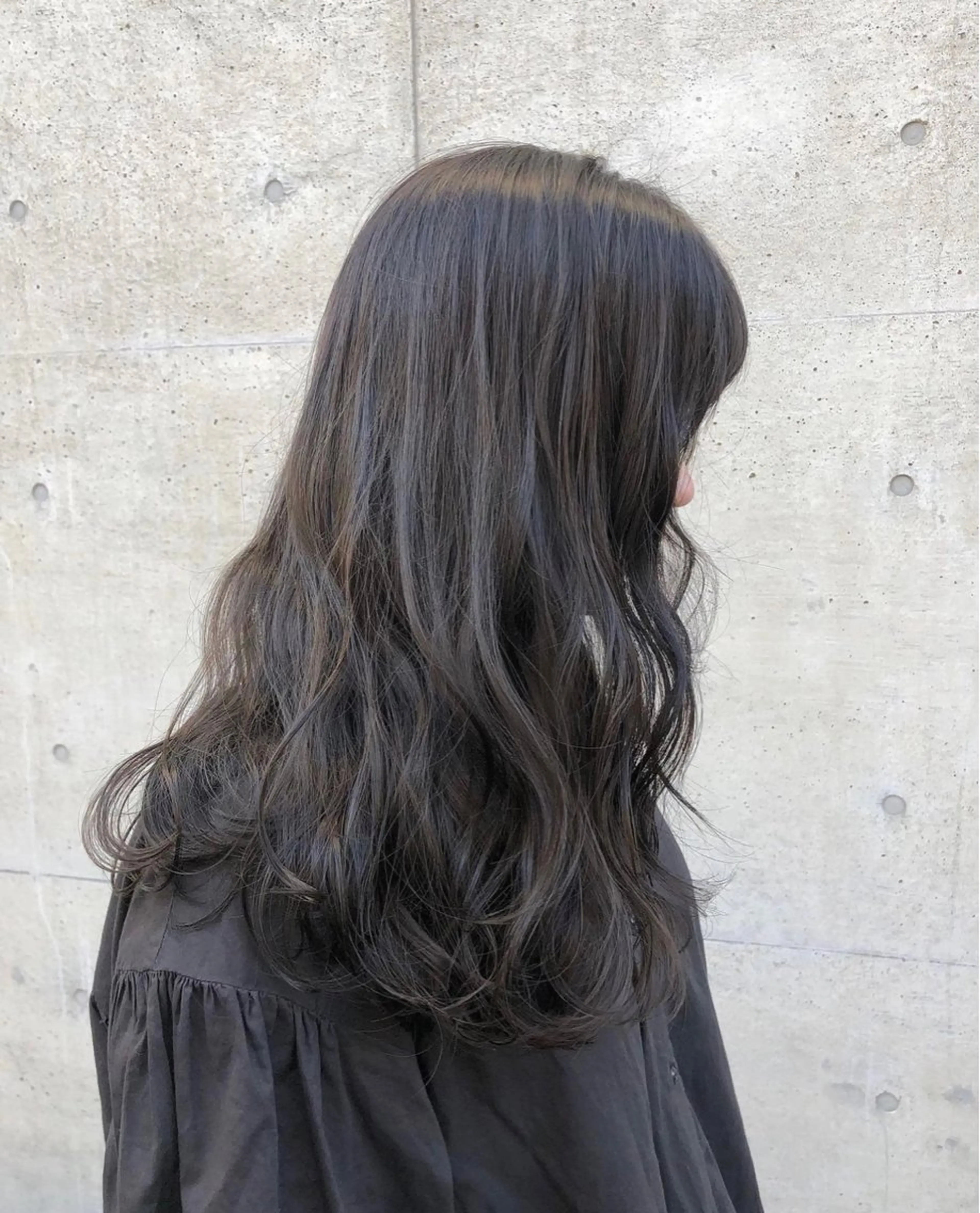 セミロング カラー ヘアアレンジ 飯島 美海のヘアスタイル