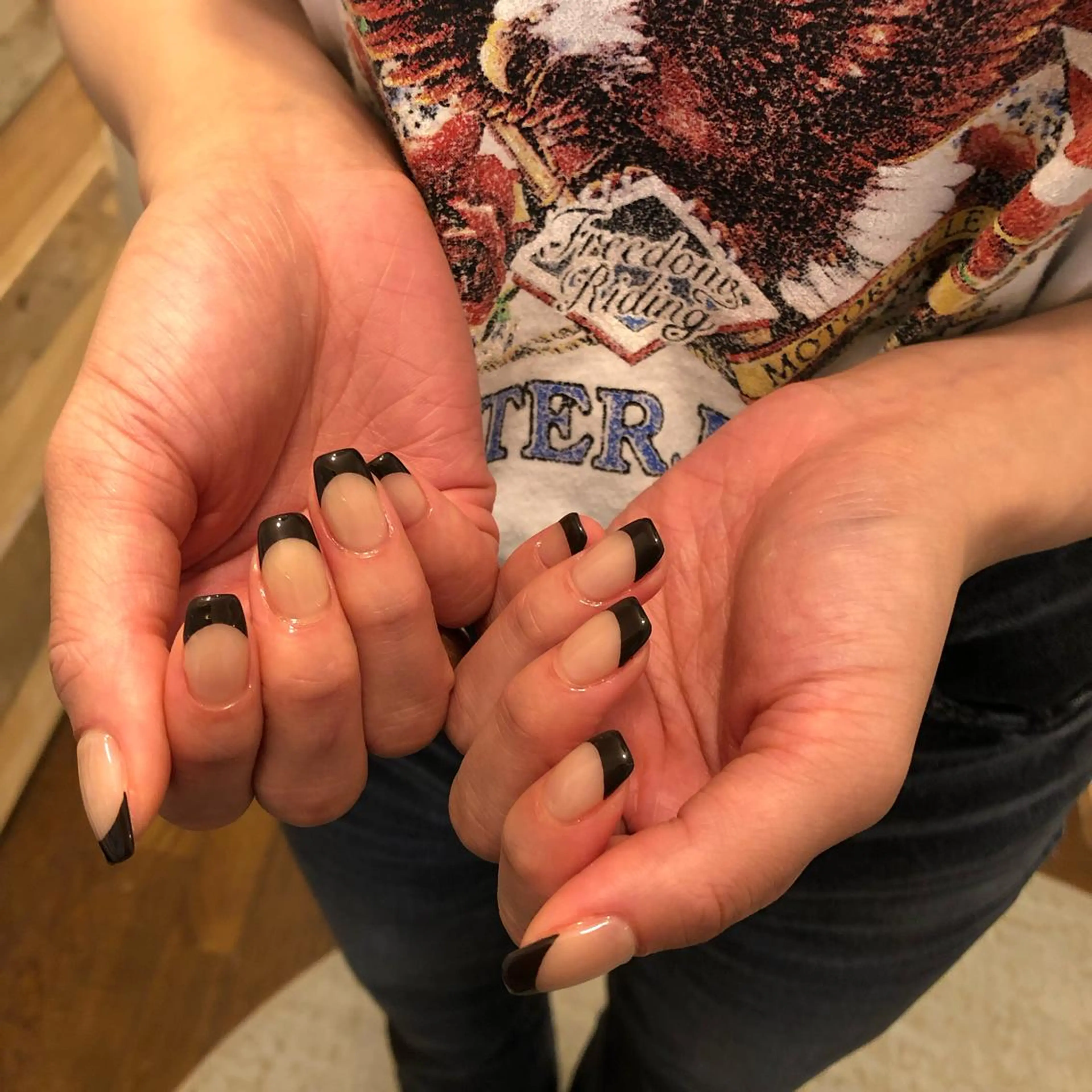 ネイル ハンドネイル フットネイル ハンドケア Nes.Nail所属・Miyagi Asamiのネイルデザイン