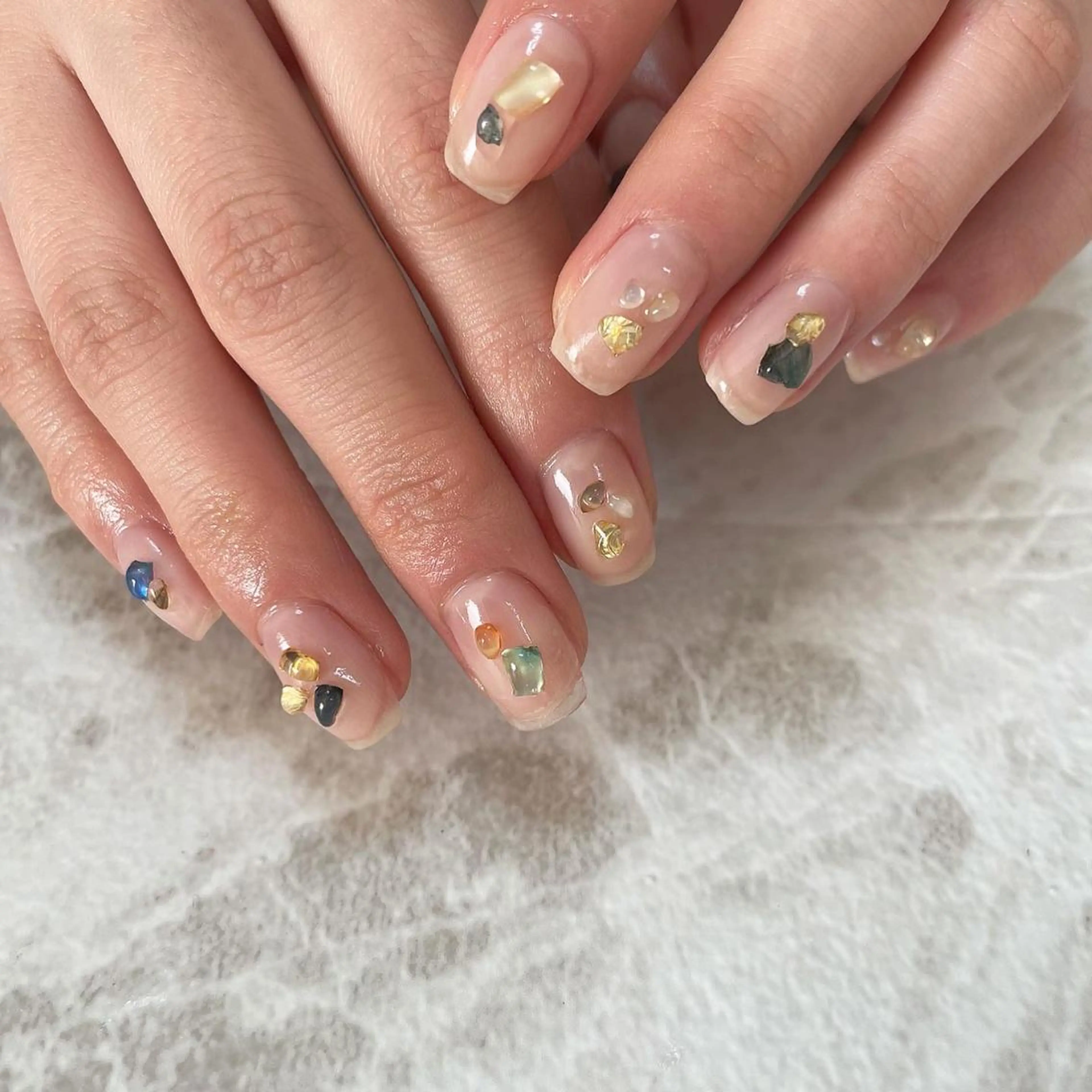 ネイル essence所属・pétit maakoのネイルデザイン