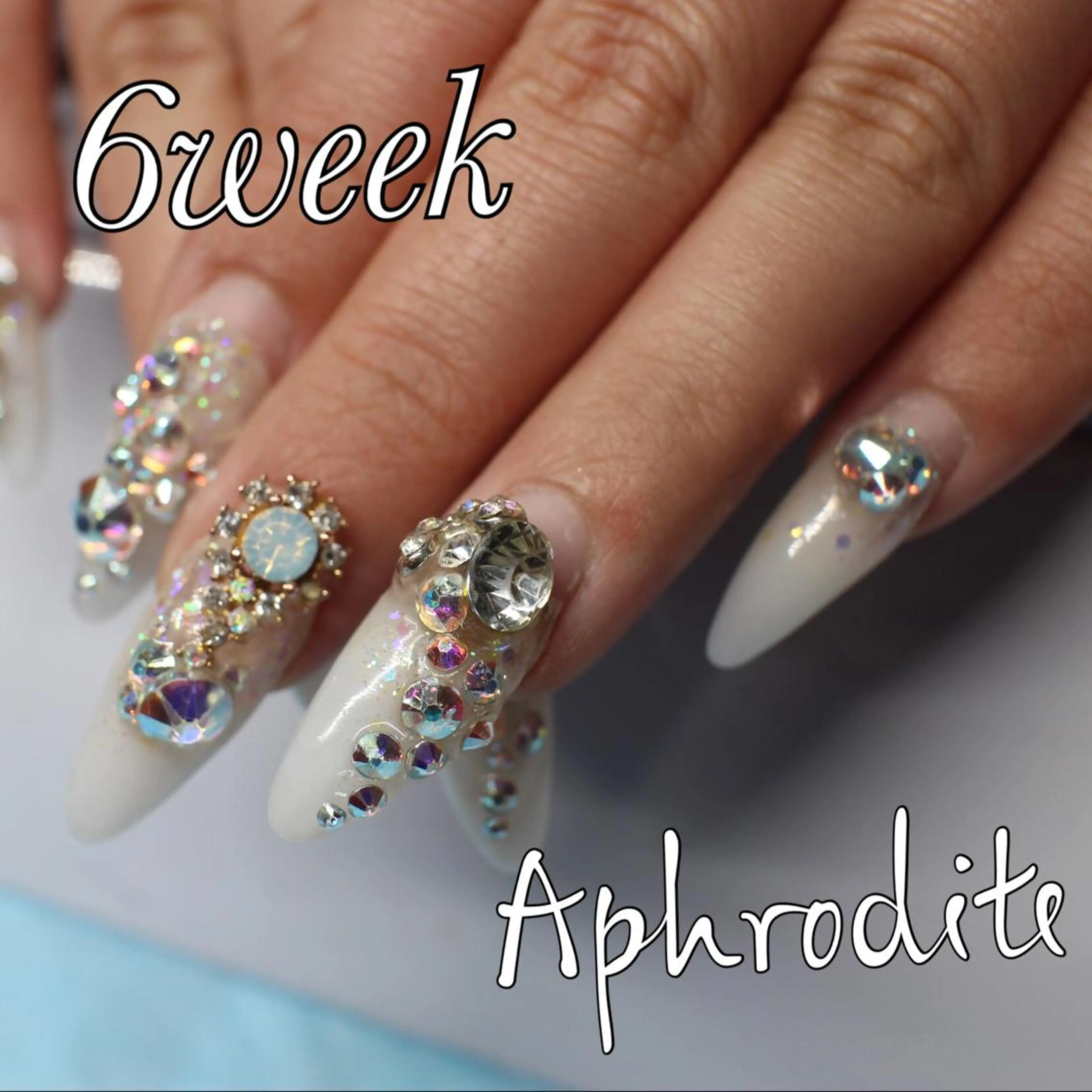 ネイル ジェルネイル APHRODITE Nagisaのネイルデザイン