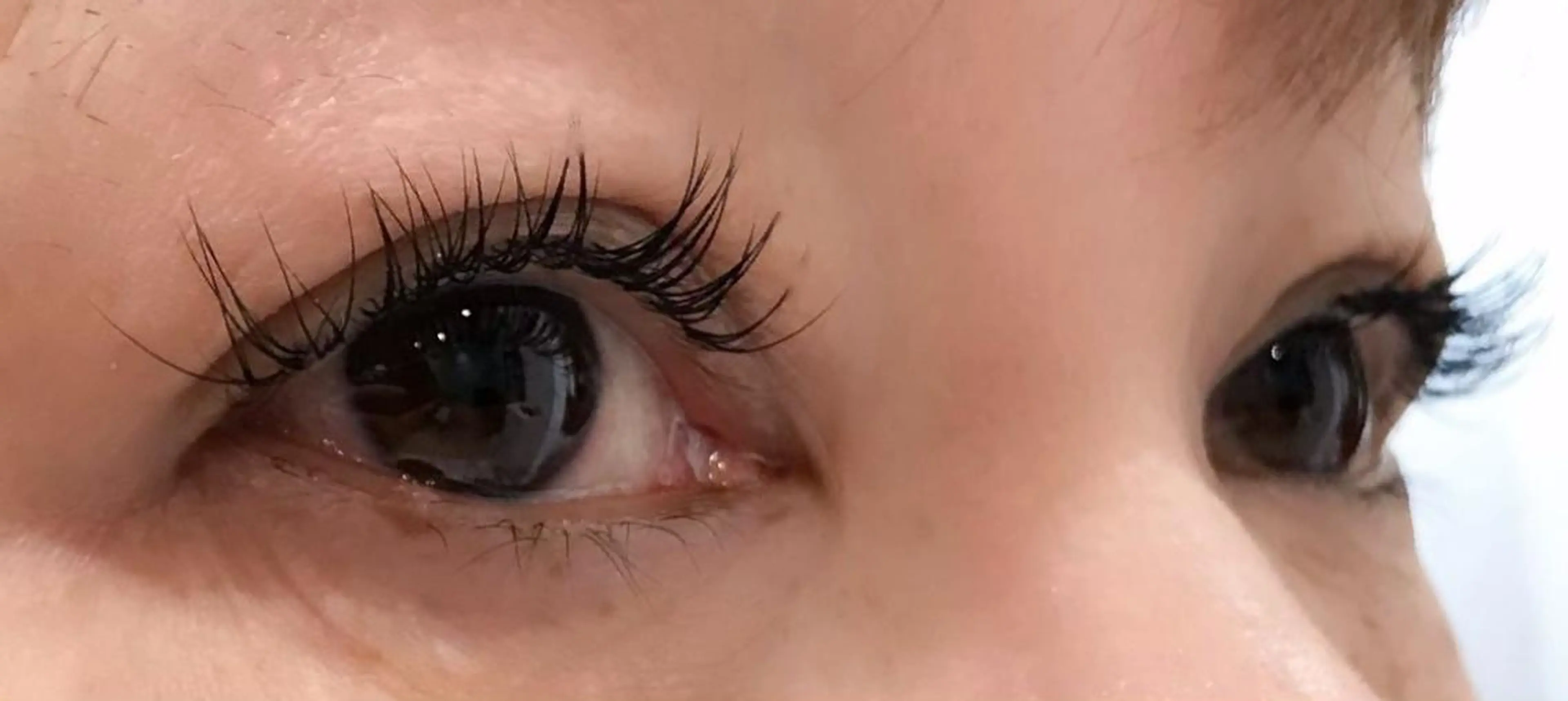 マツエク・マツパ 岡田詩織 MODE Ks松原店のヘアスタイル