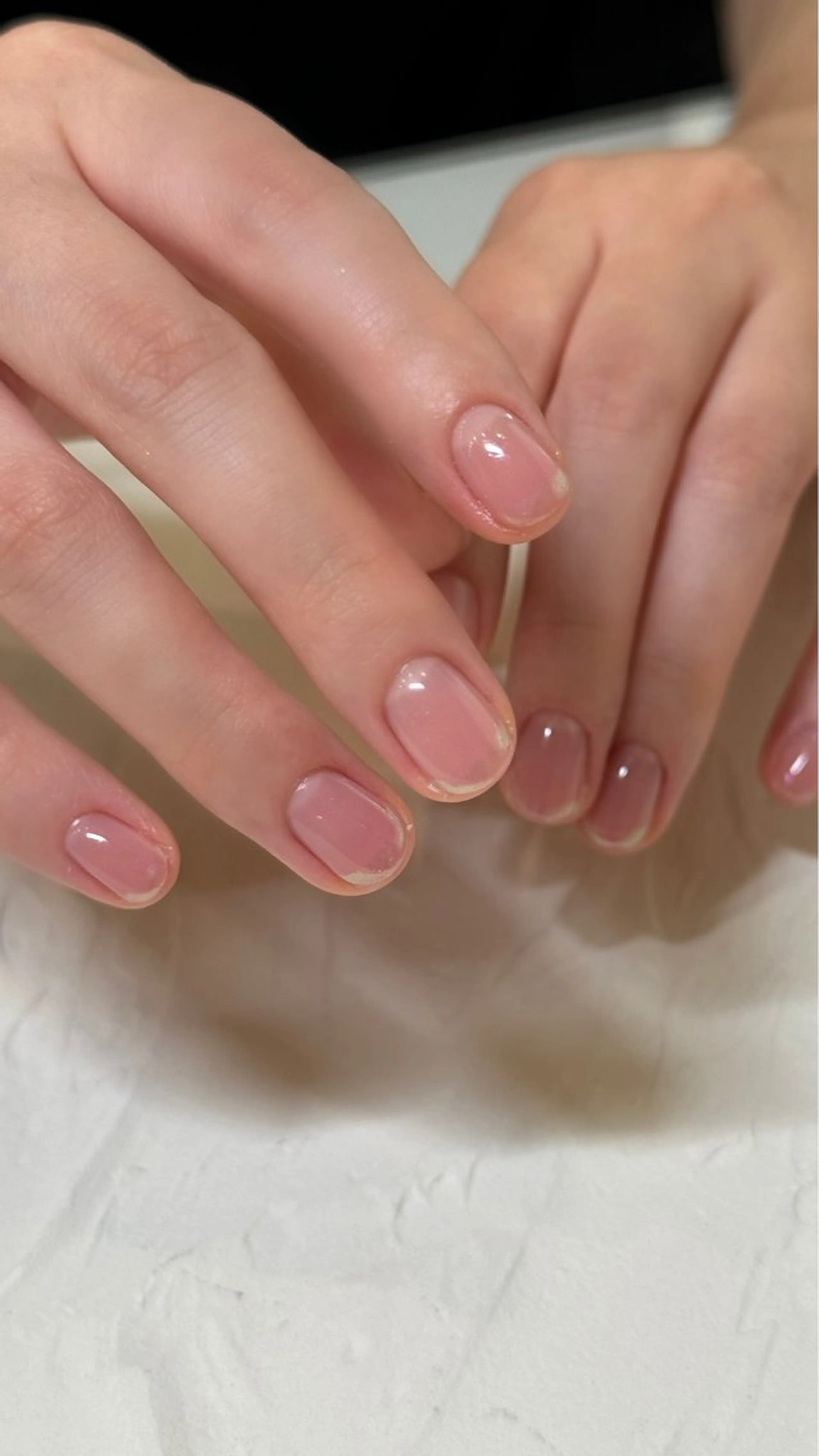ネイル オーロラネイル フレンチネイル nail salon neige所属・ジェムネイル Risa.のネイルデザイン