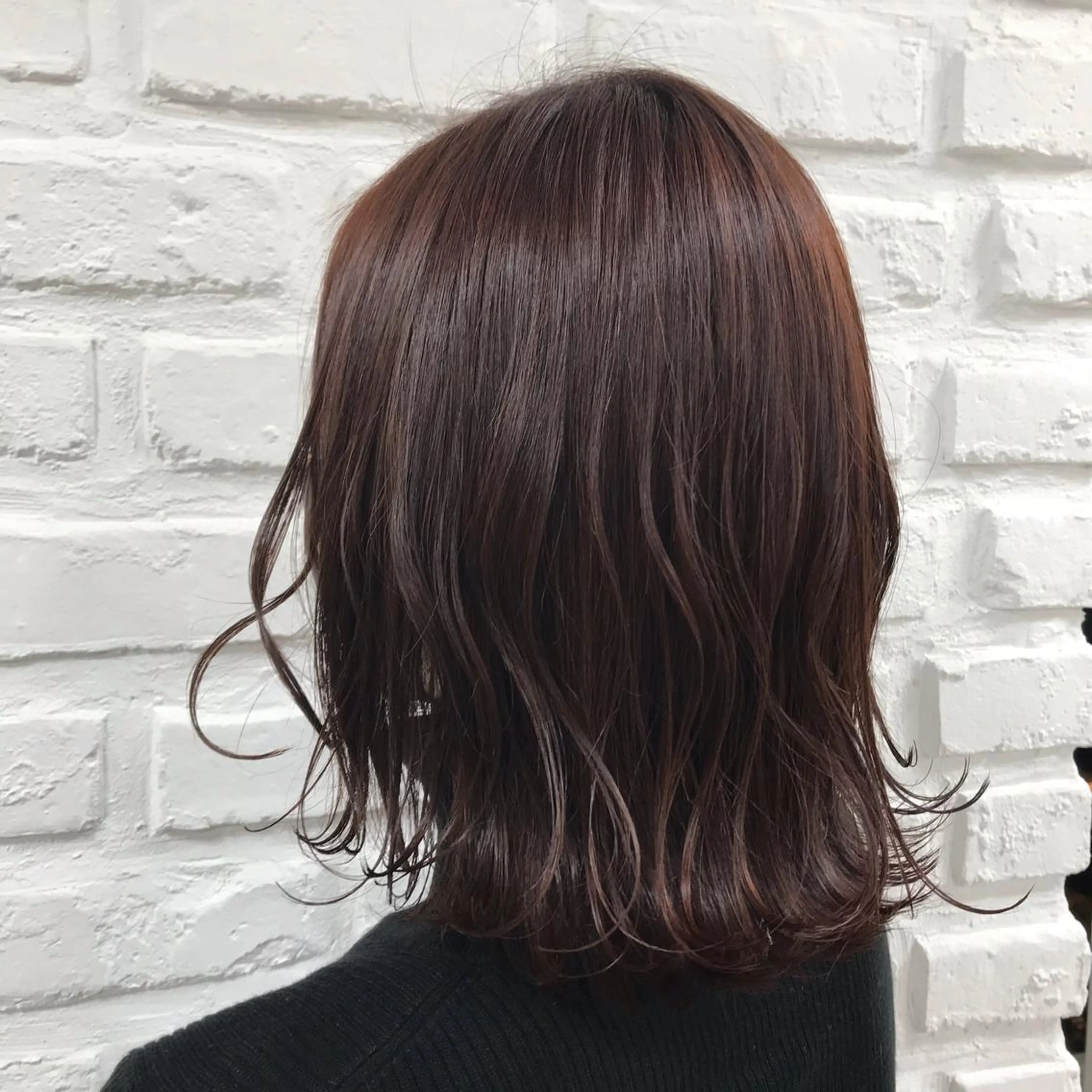 ミディアム カラー ブラウンカラー 外ハネヘア カット ヘアカラー トリートメント 暖色カラー🌹 中山由梨のヘアスタイル