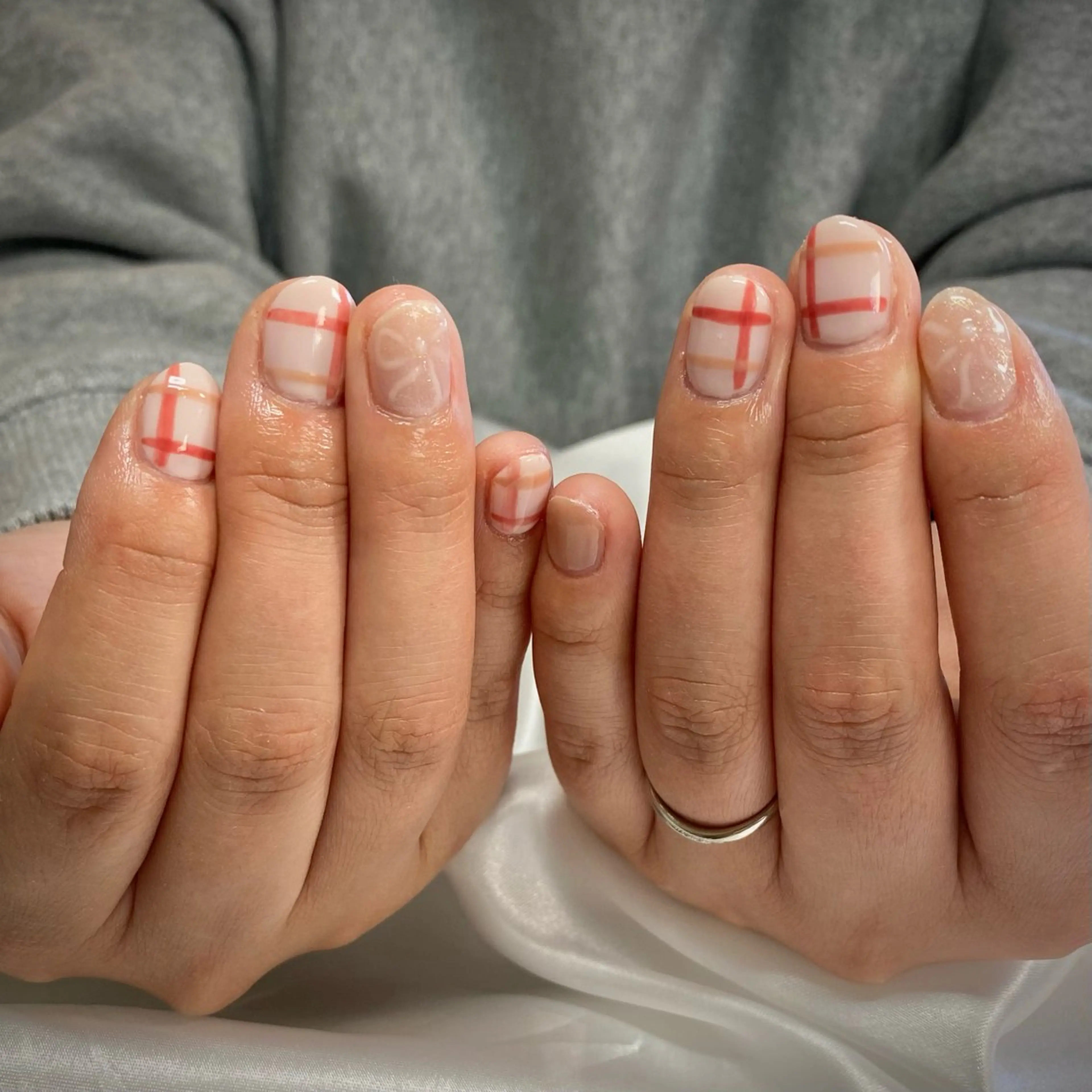 ネイル ハンドネイル デコパーツが得意♪ ネイル/眉毛/エステの眉毛・アイブロウイメージ