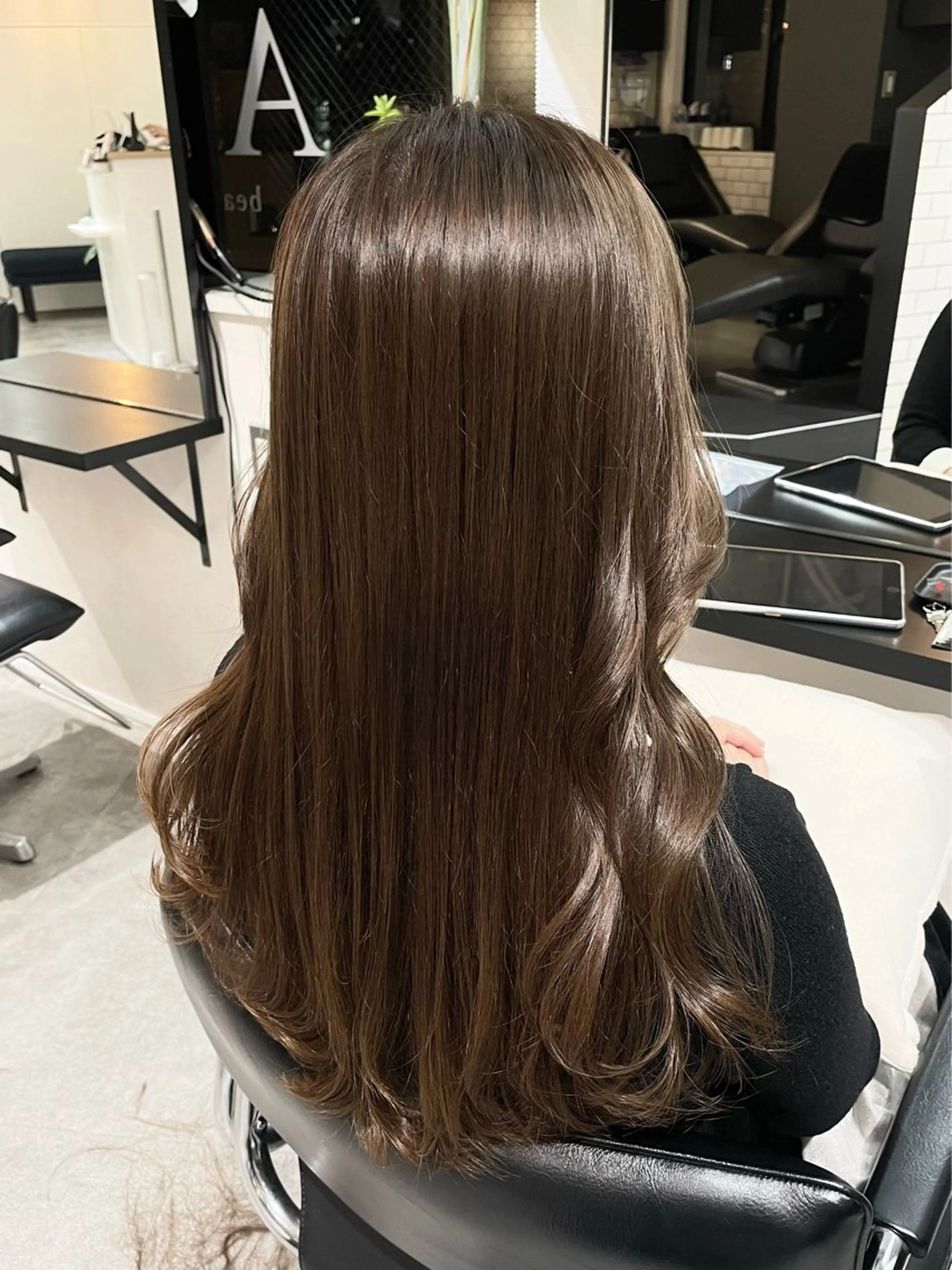 ロング カラー ブリーチ グレージュ ブリーチなしカラー ハルカ ・のヘアスタイル