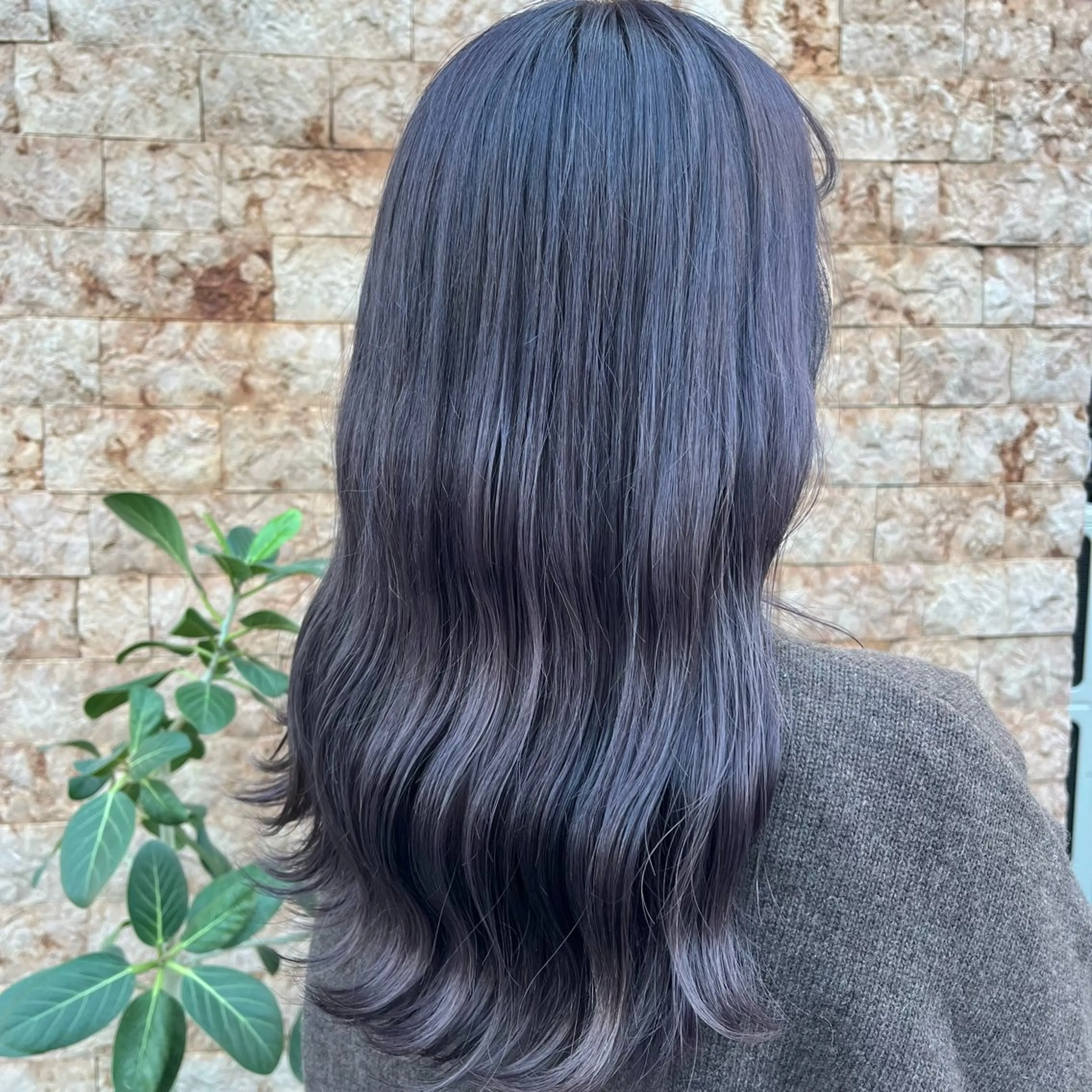 ロング カラー ブリーチ 透明感カラー ヘアカラー トリートメント Sakura 🐾のヘアスタイル