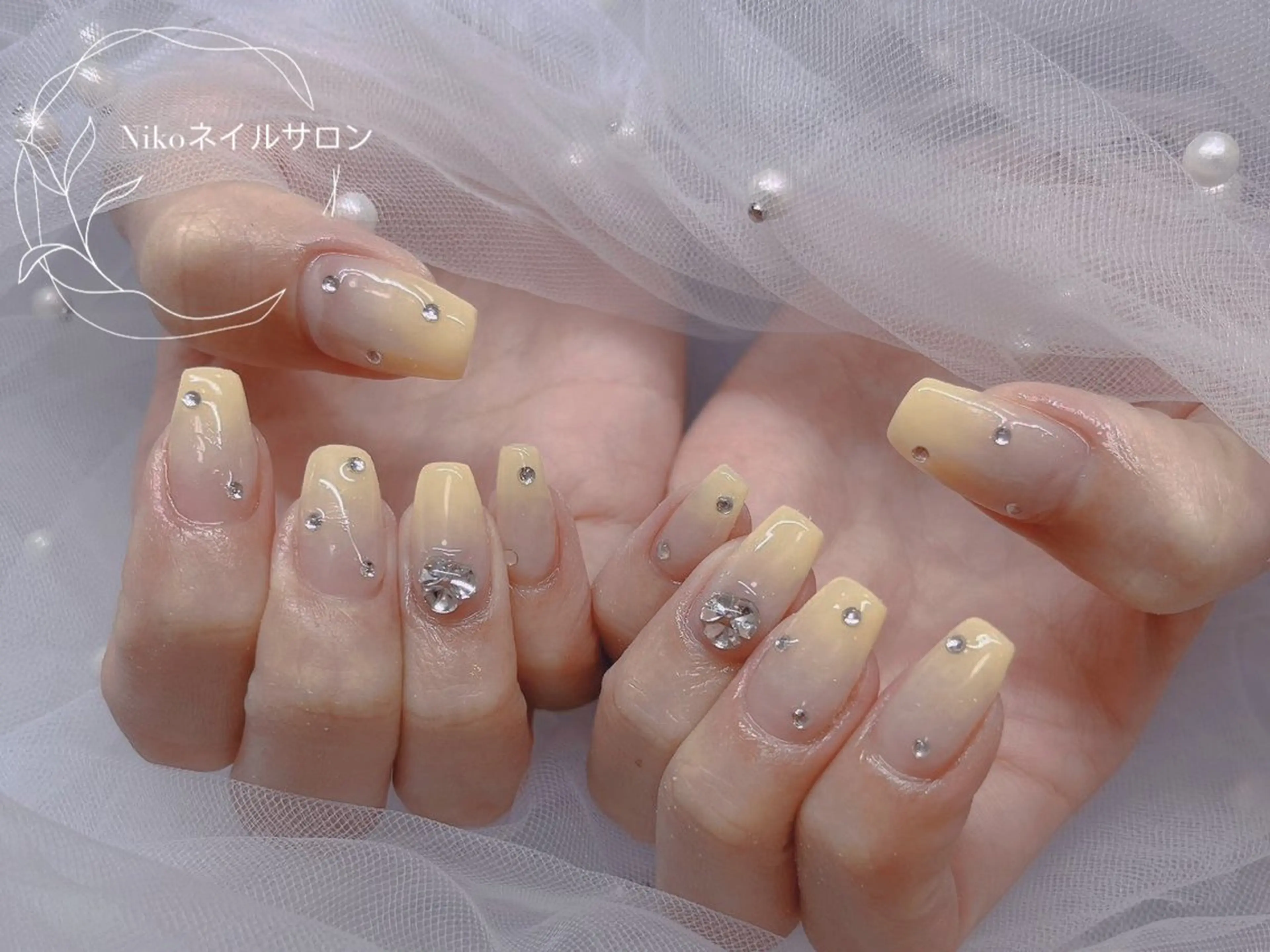 ネイル 長さ出し フットネイル フレンチネイル ジェルネイル 韓国ネイル Niko nailサロンのネイルデザイン