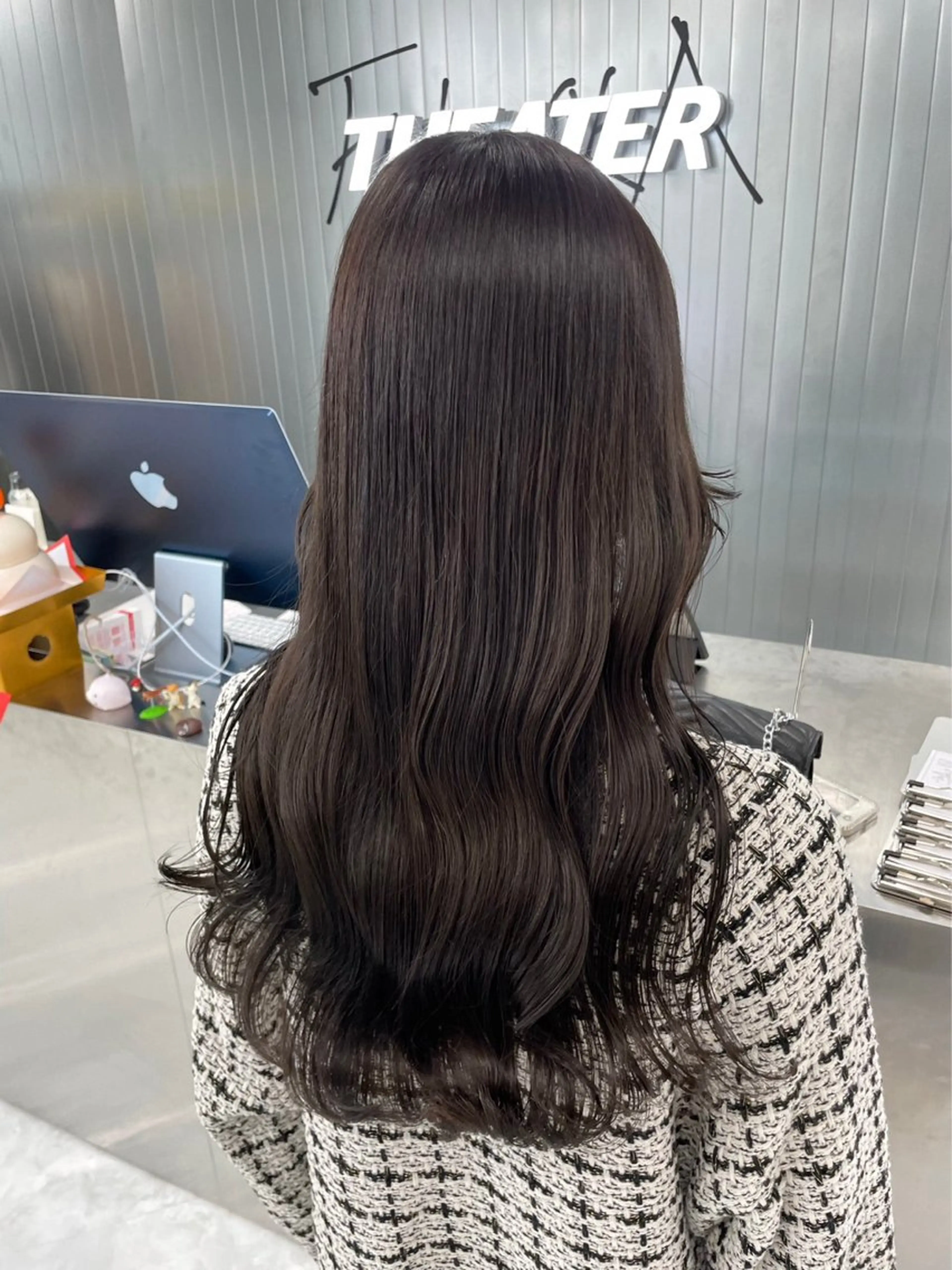 セミロング カラー ヘアカラー トリートメント 🍒ワイン系 ウルフカット🍒拓未のヘアスタイル