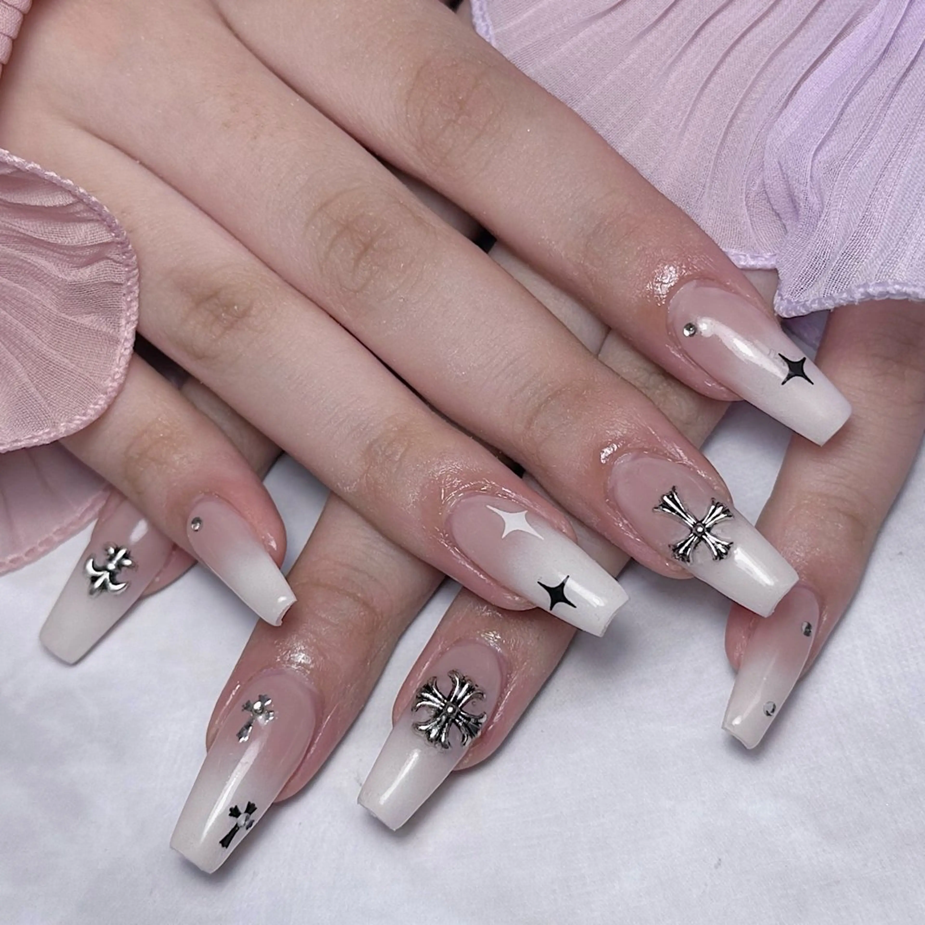 ネイル ハンドネイル Yun nail Jihoのネイルデザイン