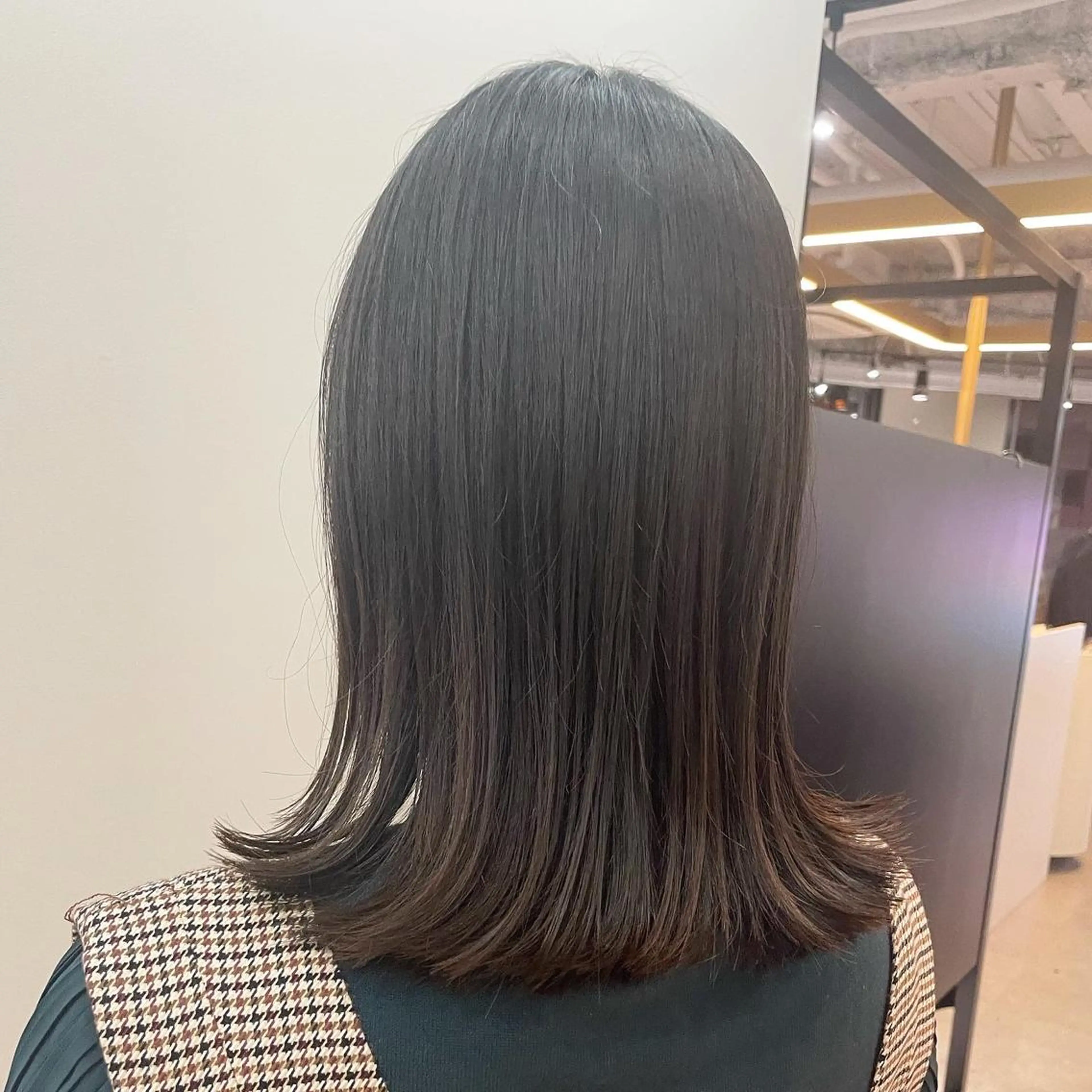 ミディアム カラー 外ハネヘア カット ヘアカラー トリートメント ヘッドスパ One By The Ect所属・ショート/脱白髪染め ☆宇﨑悠実のヘアスタイル