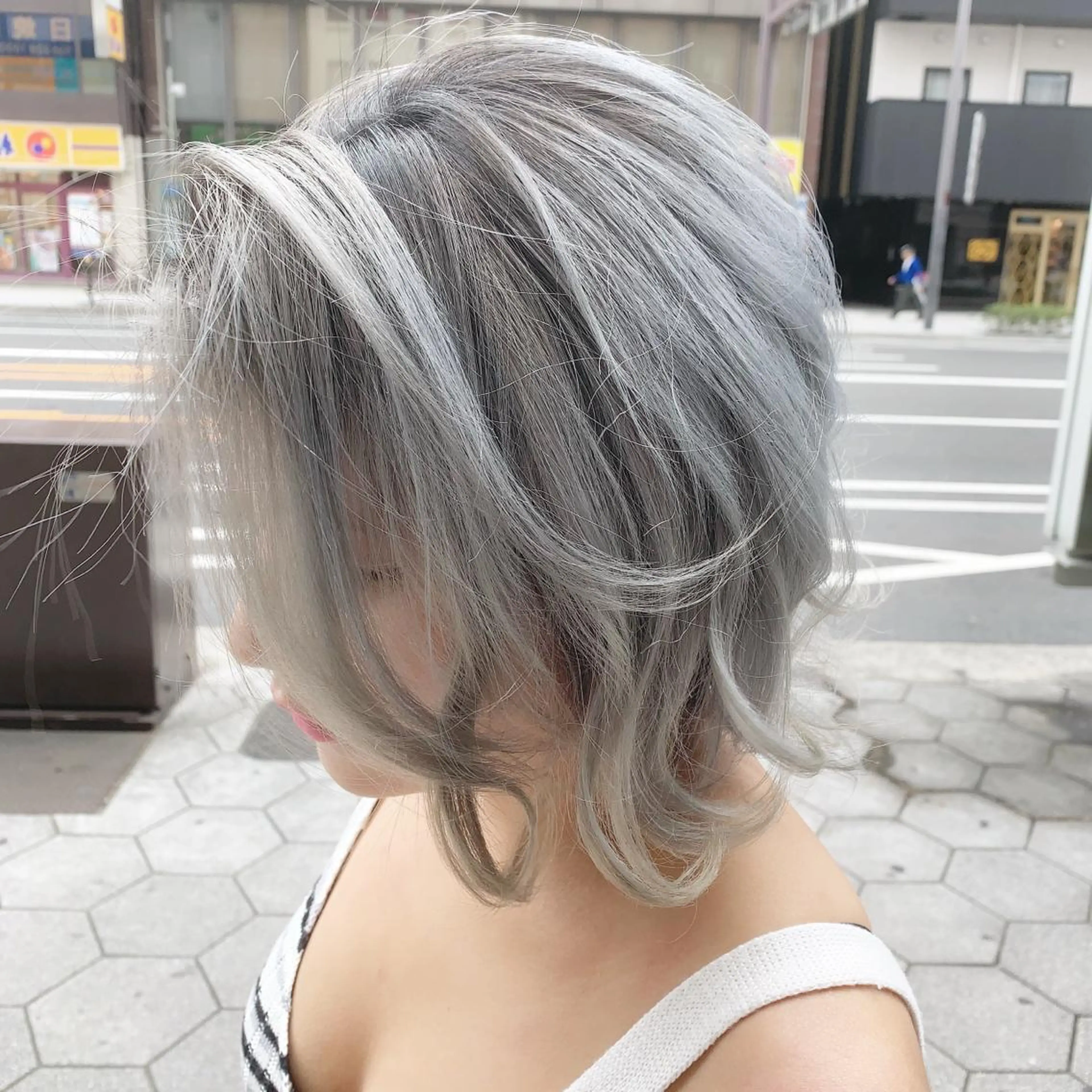 ショート カラー ヘアカラー トリートメント Nino（ニーノ）所属・にしき さんのヘアスタイル