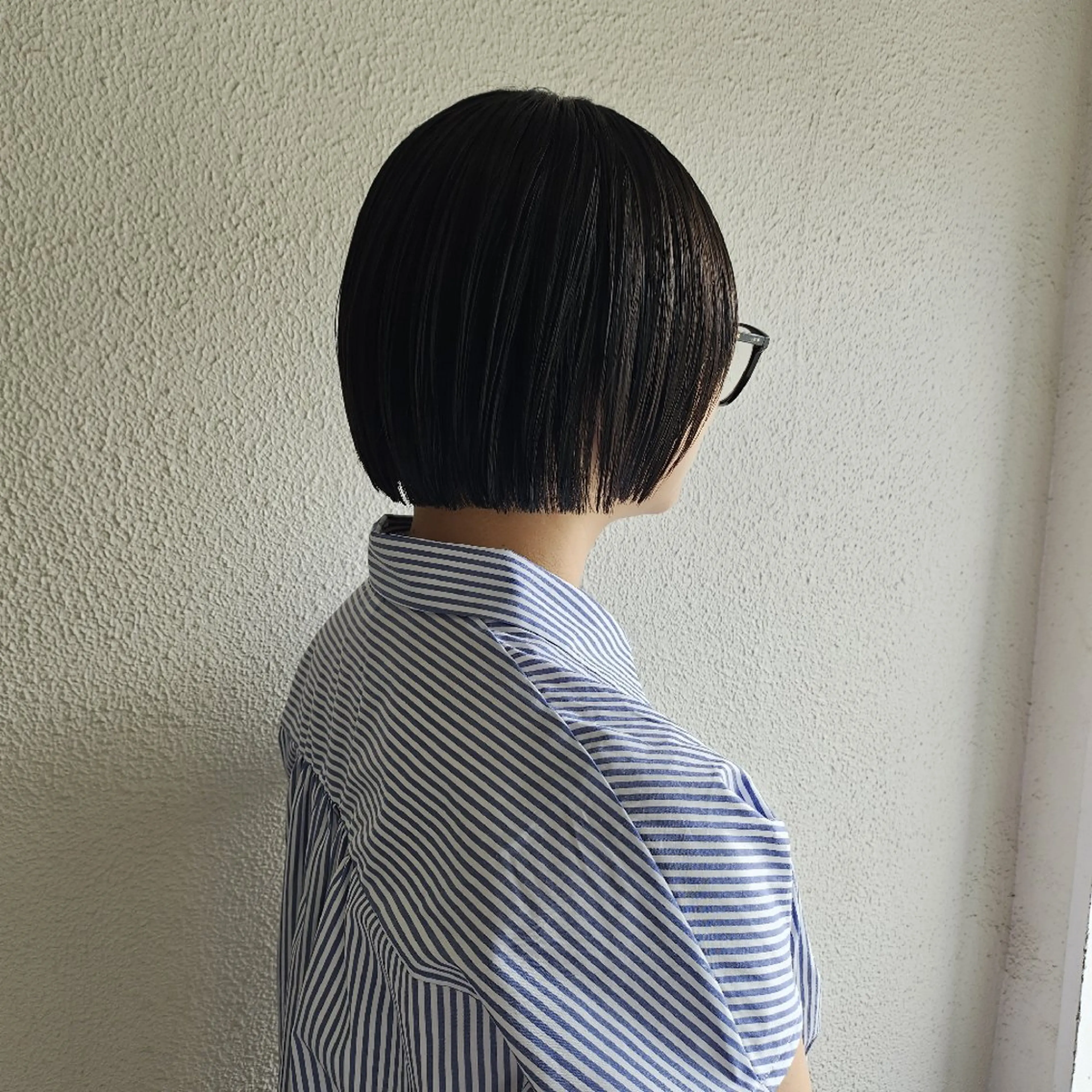 ショート カット かりん/LeeLee /原宿/ハイトーンのヘアスタイル