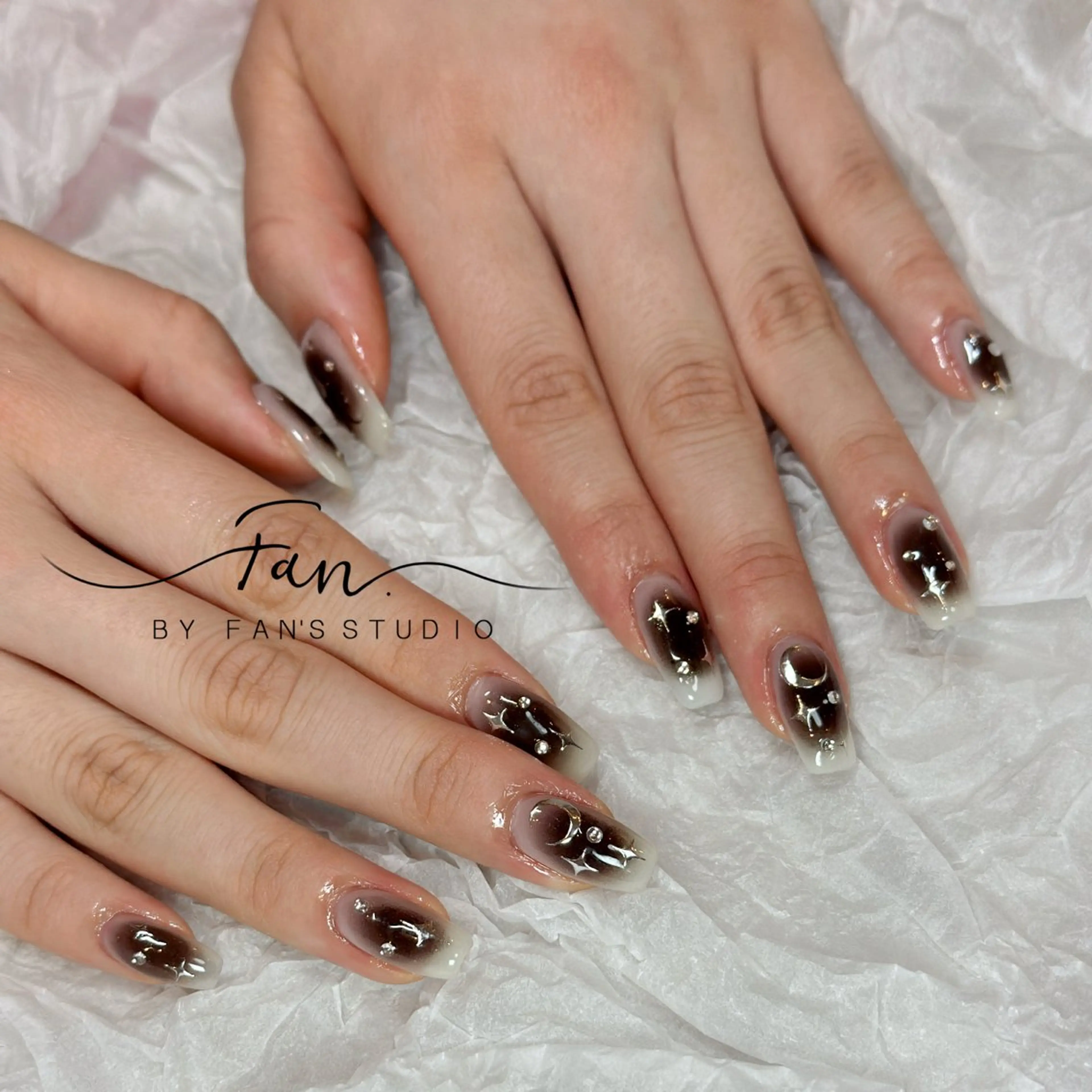 ネイル 🌻FAN'S STUDIO池袋🌻のネイルデザイン