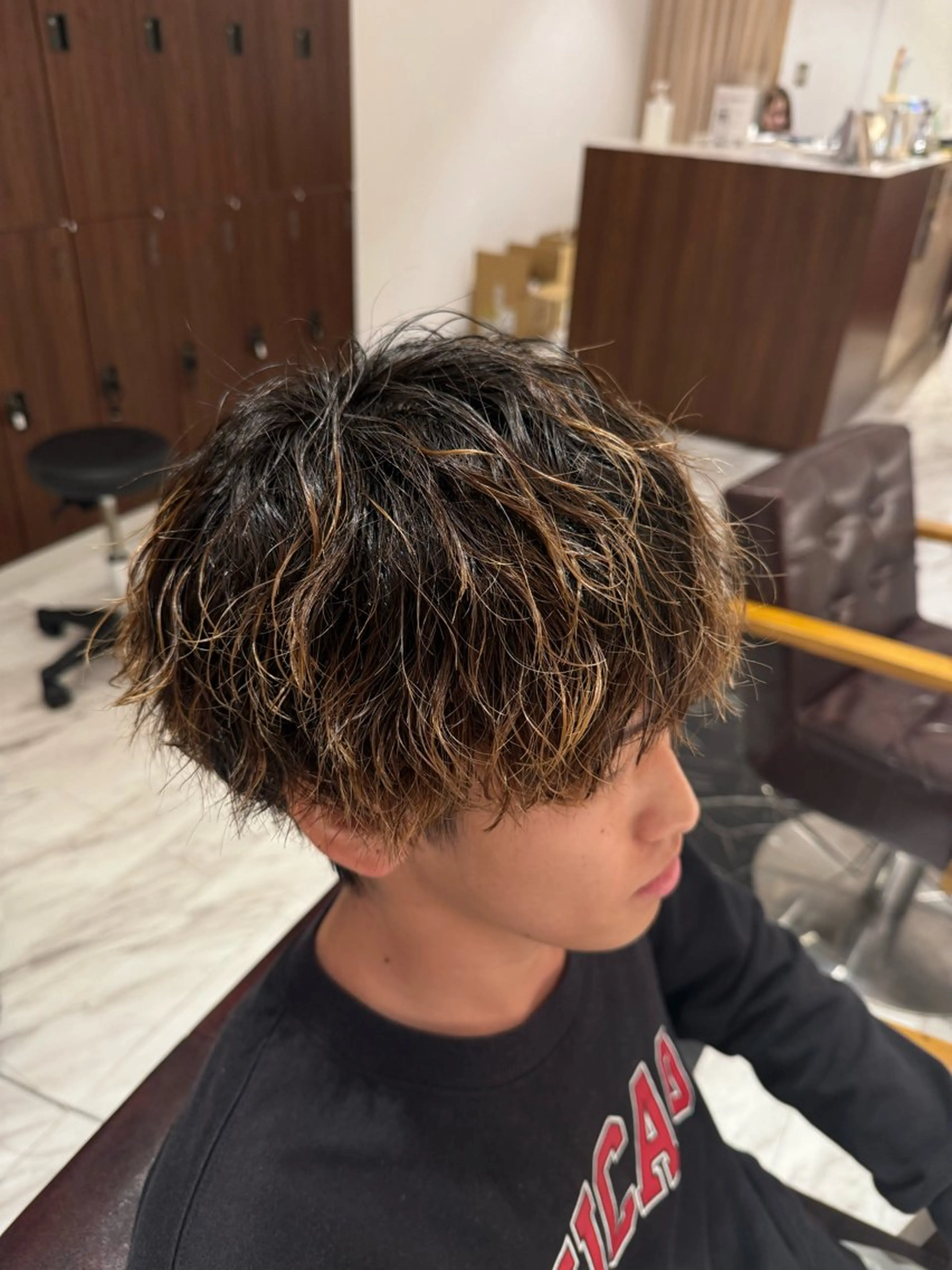 パーマ ウォーレントリコミ ニューヨーク所属・メンズ特化 北爪 龍一のヘアスタイル