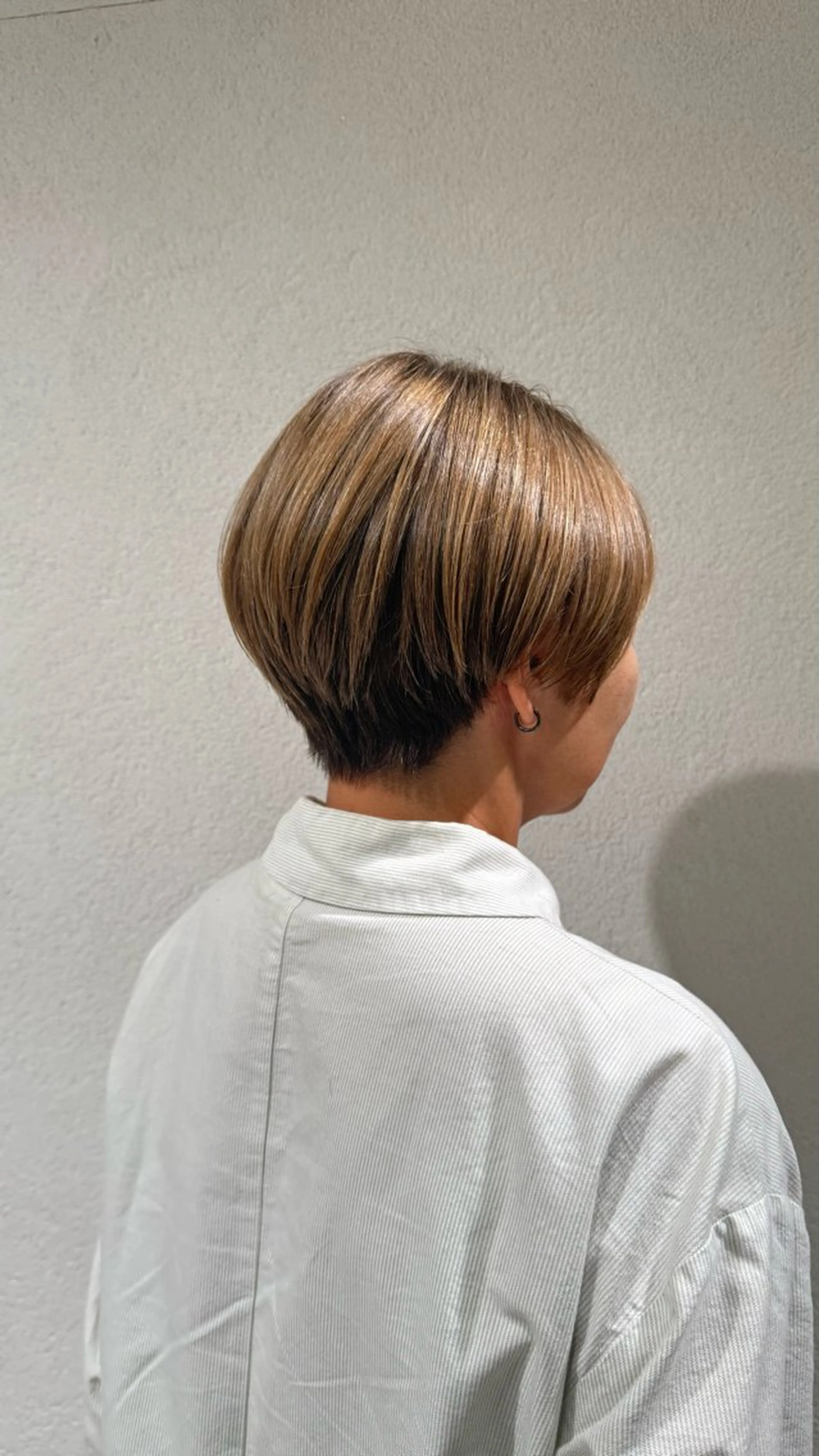 ショート カラー ハンサムショート ショートヘア カット トリートメント maison mile所属・mile akari 恵比寿駅徒歩3分のヘアスタイル